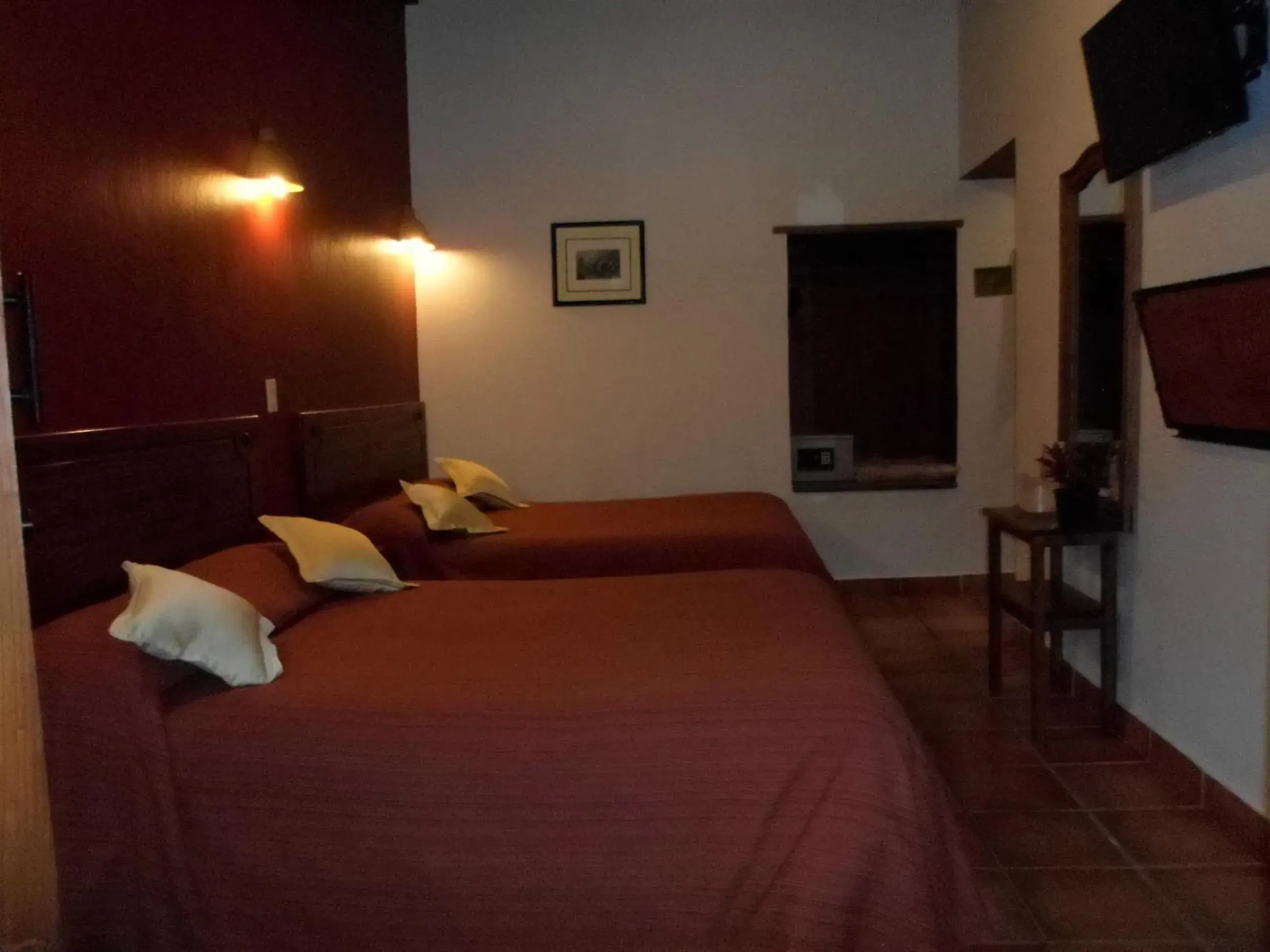 TV and multimedia, Bed in Hotel Casa Margarita