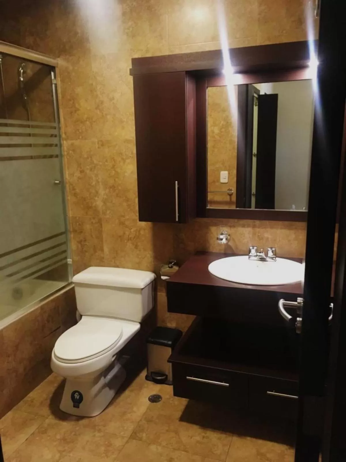 Bathroom in Misuitehotel La Carolina Quito