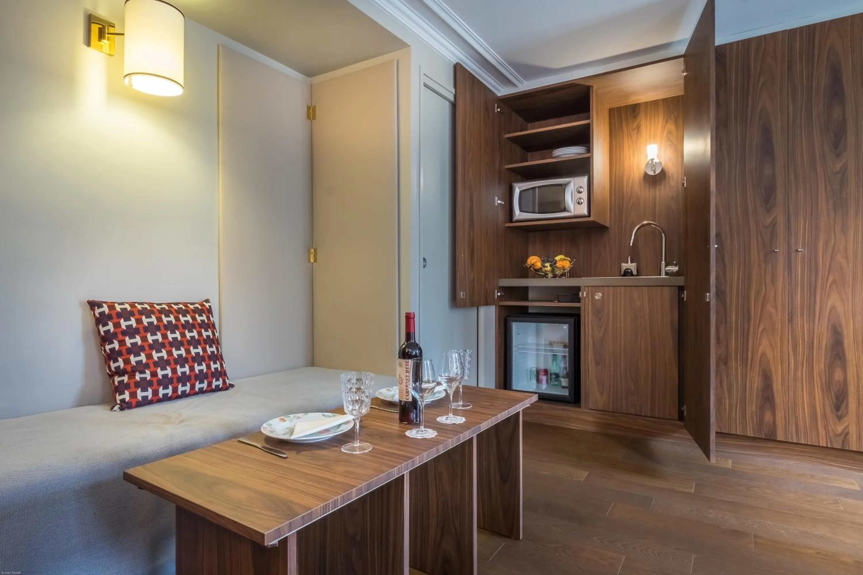 Kitchen or kitchenette in Hotel Concortel Paris