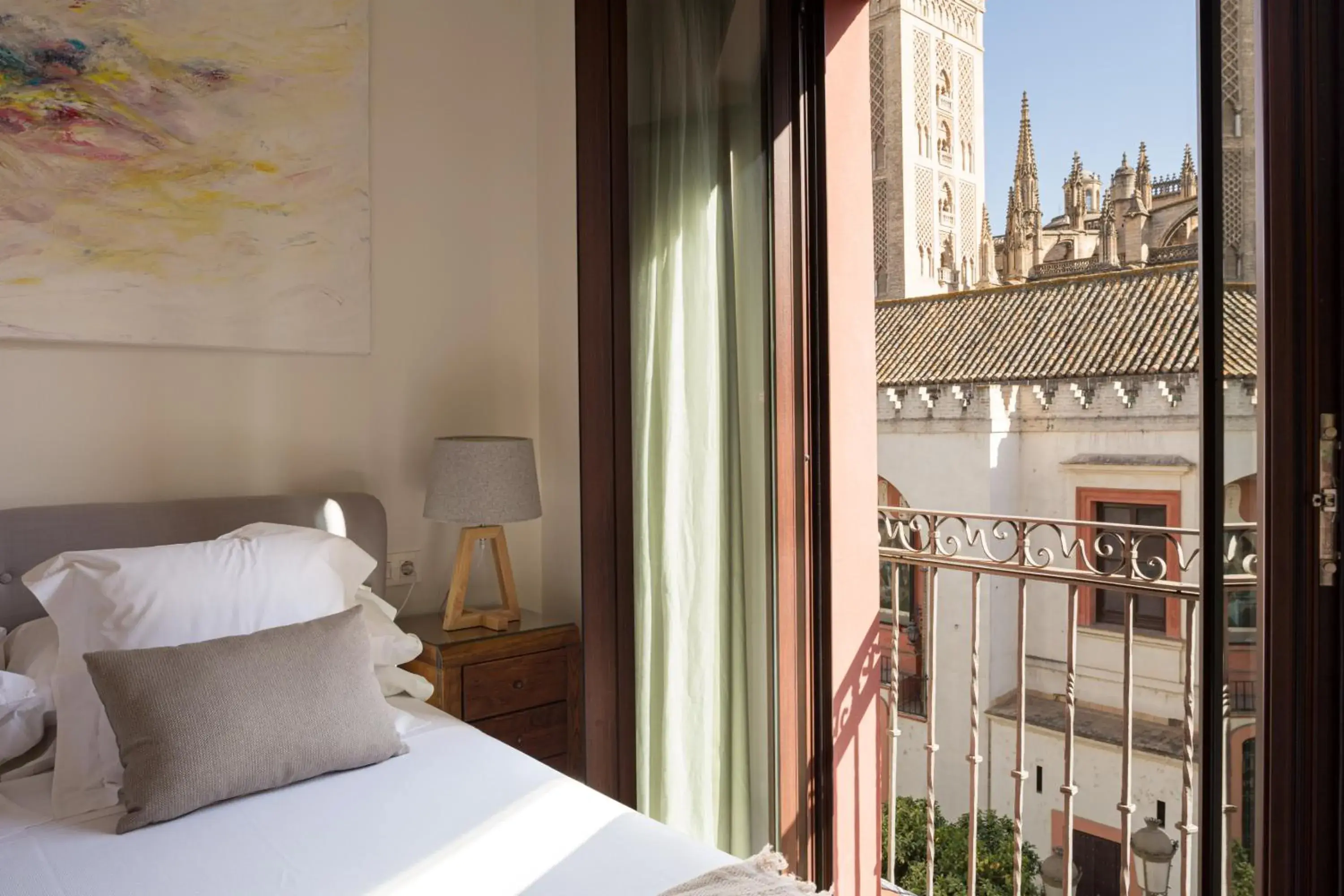 Balcony/Terrace, Bed in Puerta Catedral Apartments