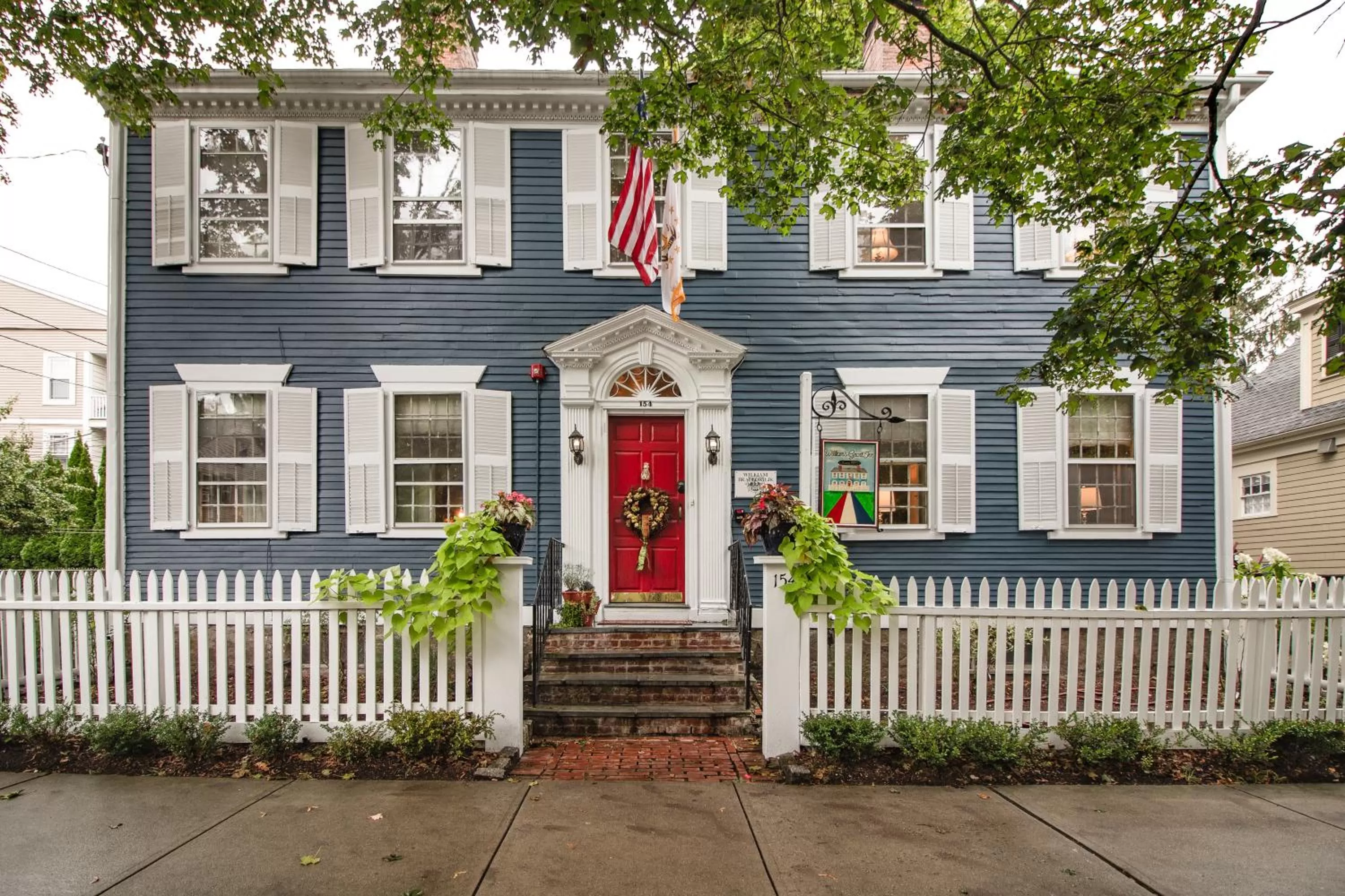 Facade/entrance, Property Building in William's Grant Inn Bed and Breakfast