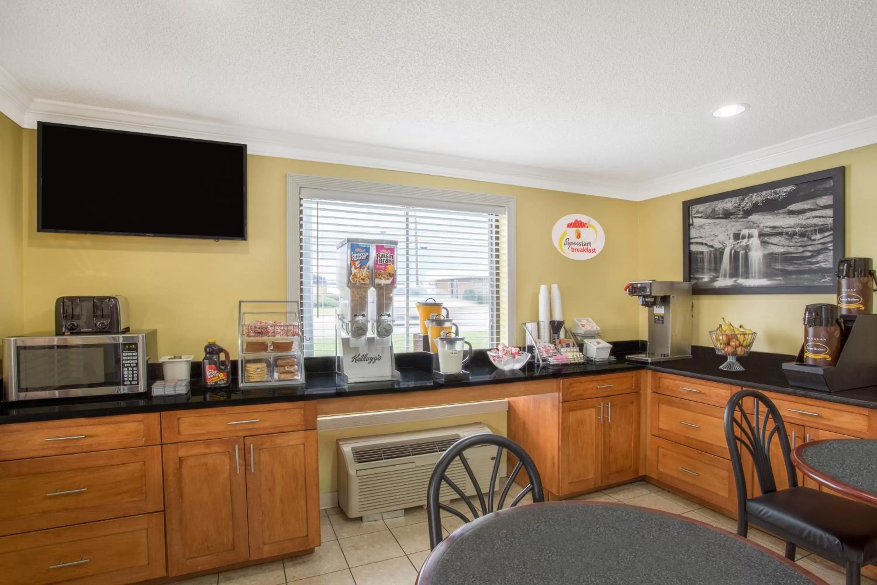 Super 8 by Wyndham Sumter