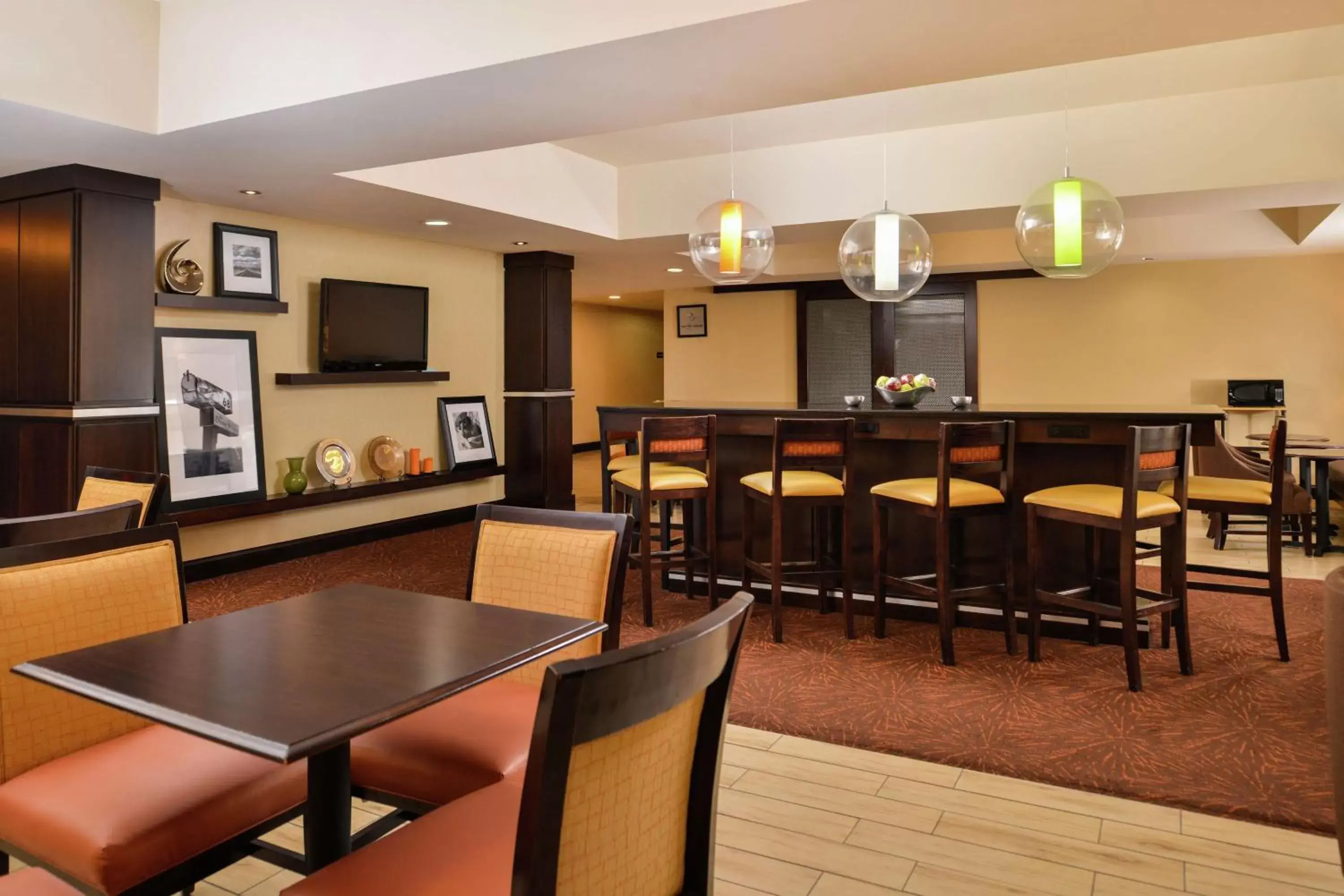 Dining area, Restaurant/Places to Eat in Hampton Inn Raleigh Clayton I-40 Garner