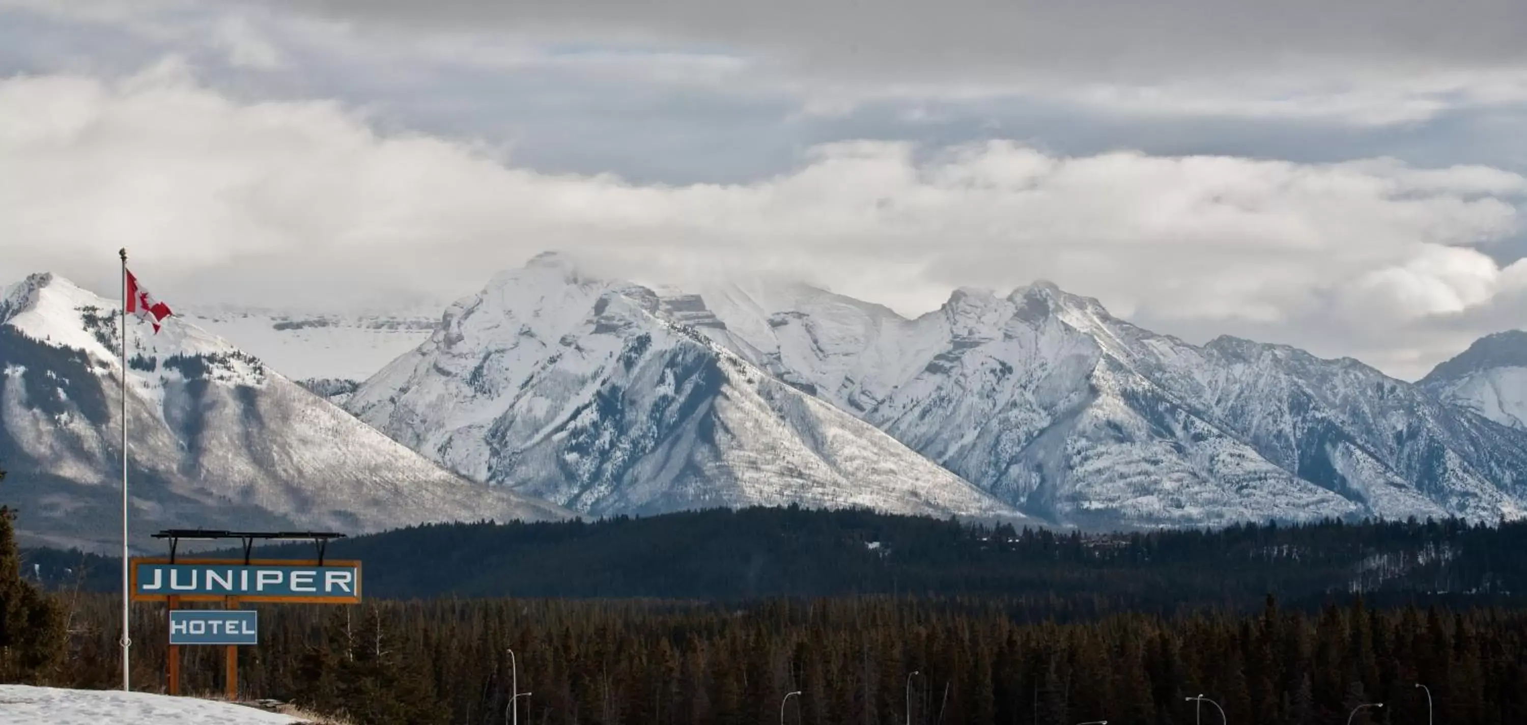 Natural landscape, Mountain View in The Juniper Hotel & Bistro