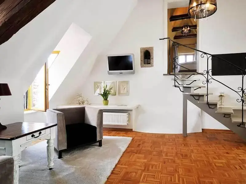 Photo of the whole room, TV/Entertainment Center in Hotel Herrnschloesschen