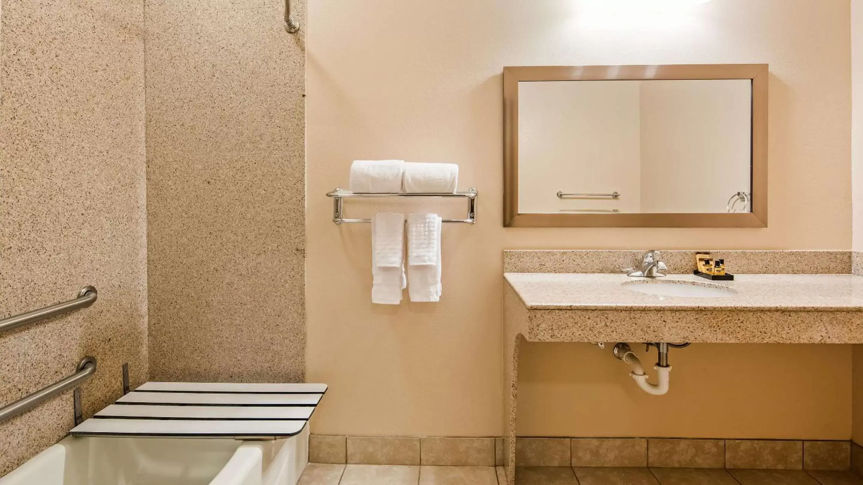 Shower, Bathroom in Best Western Plus Seminole Hotel & Suites