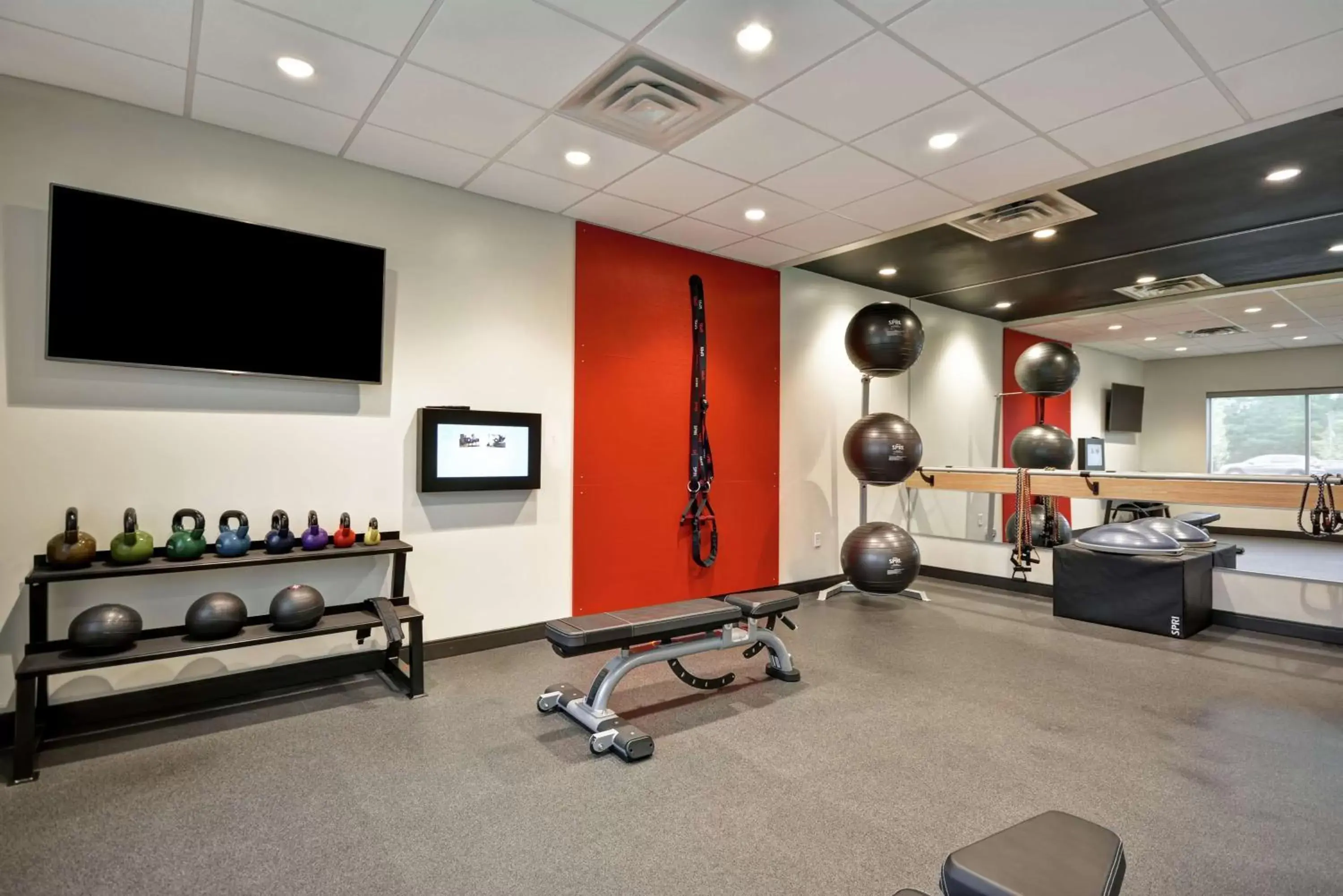 Fitness centre/facilities, Fitness Center/Facilities in Tru By Hilton Chicopee Springfield