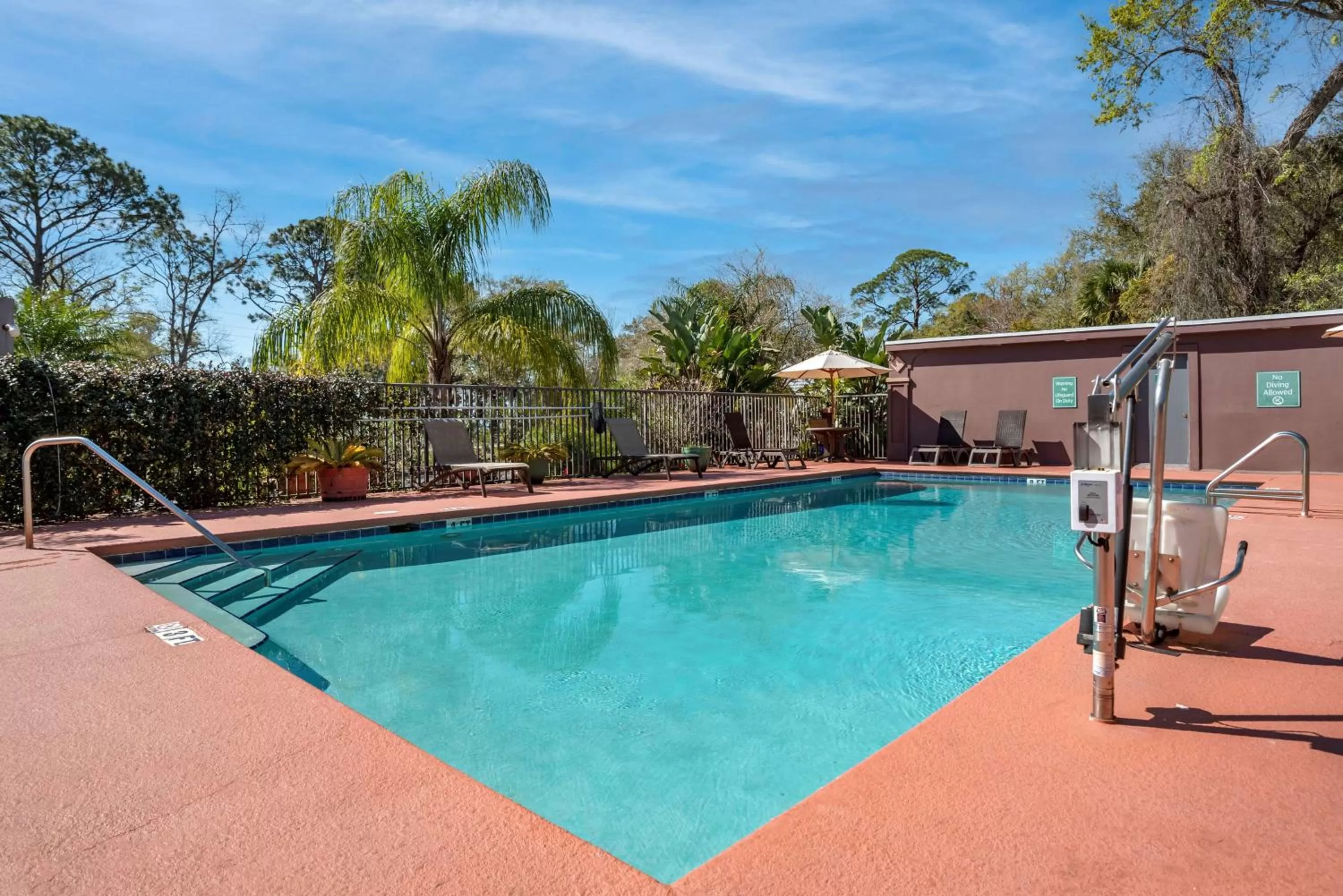 Pool view in Best Western Apalach Inn