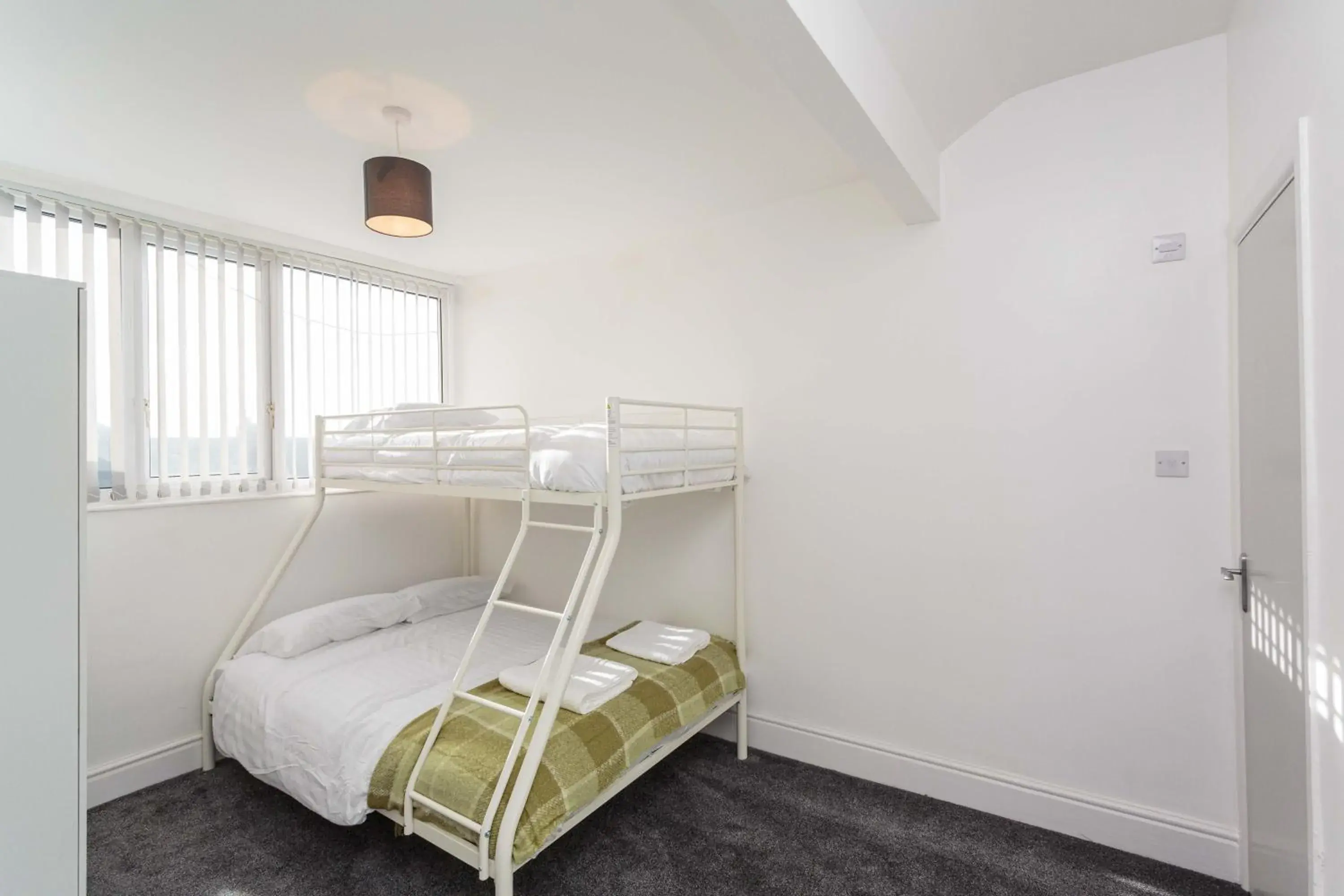 Bedroom, Bunk Bed in Cherry Property - Hornby Road