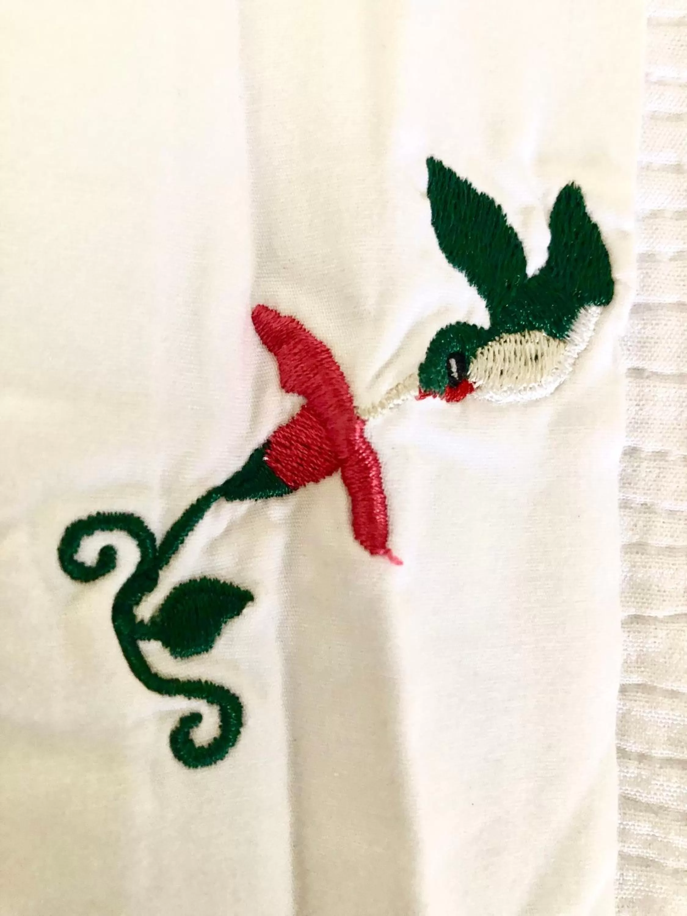 Bed in Honeysuckle Inn & Conference Center