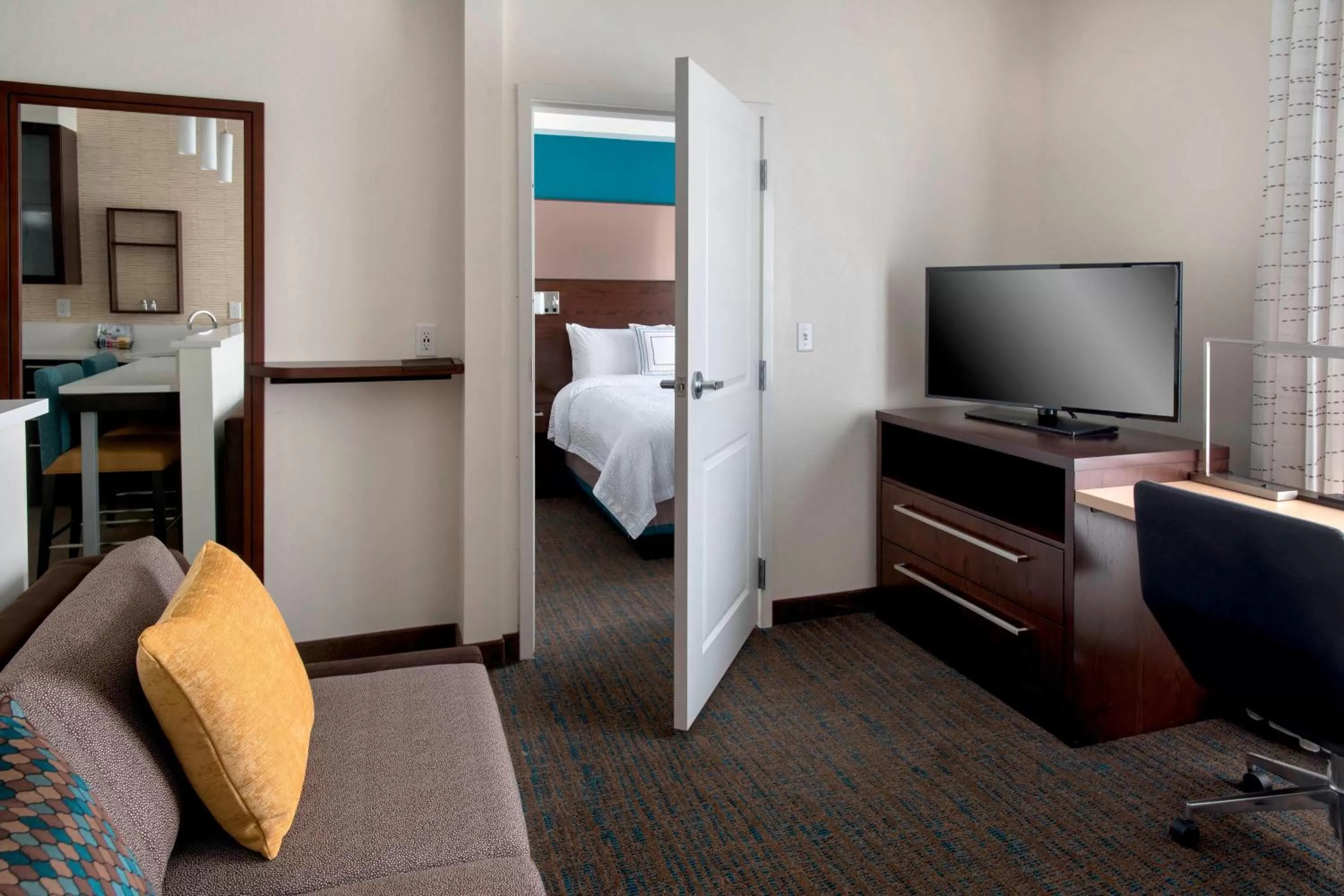 Bedroom, Bed in Residence Inn by Marriott New York Long Island East End