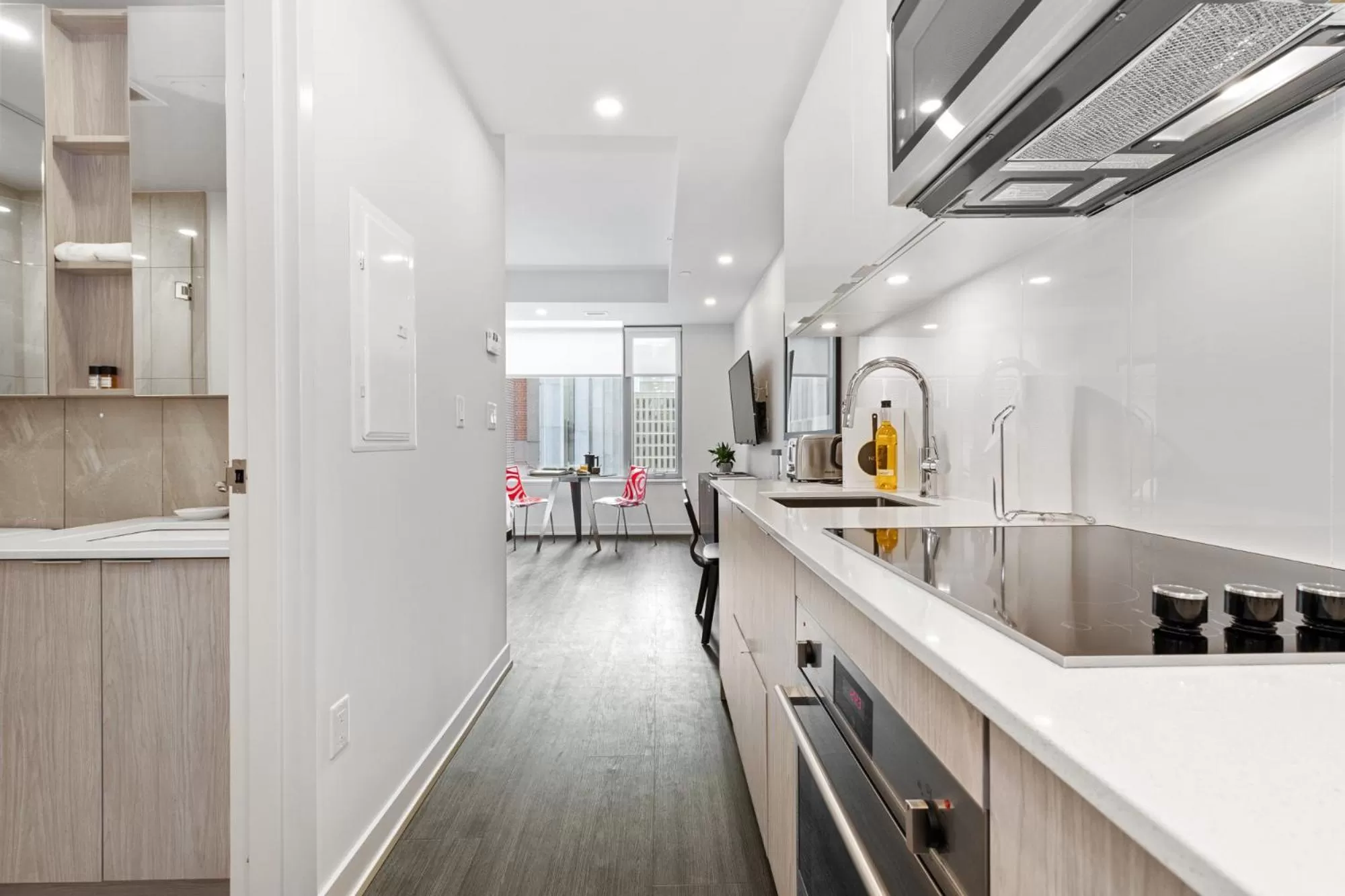 Kitchen or kitchenette in reStays Ottawa