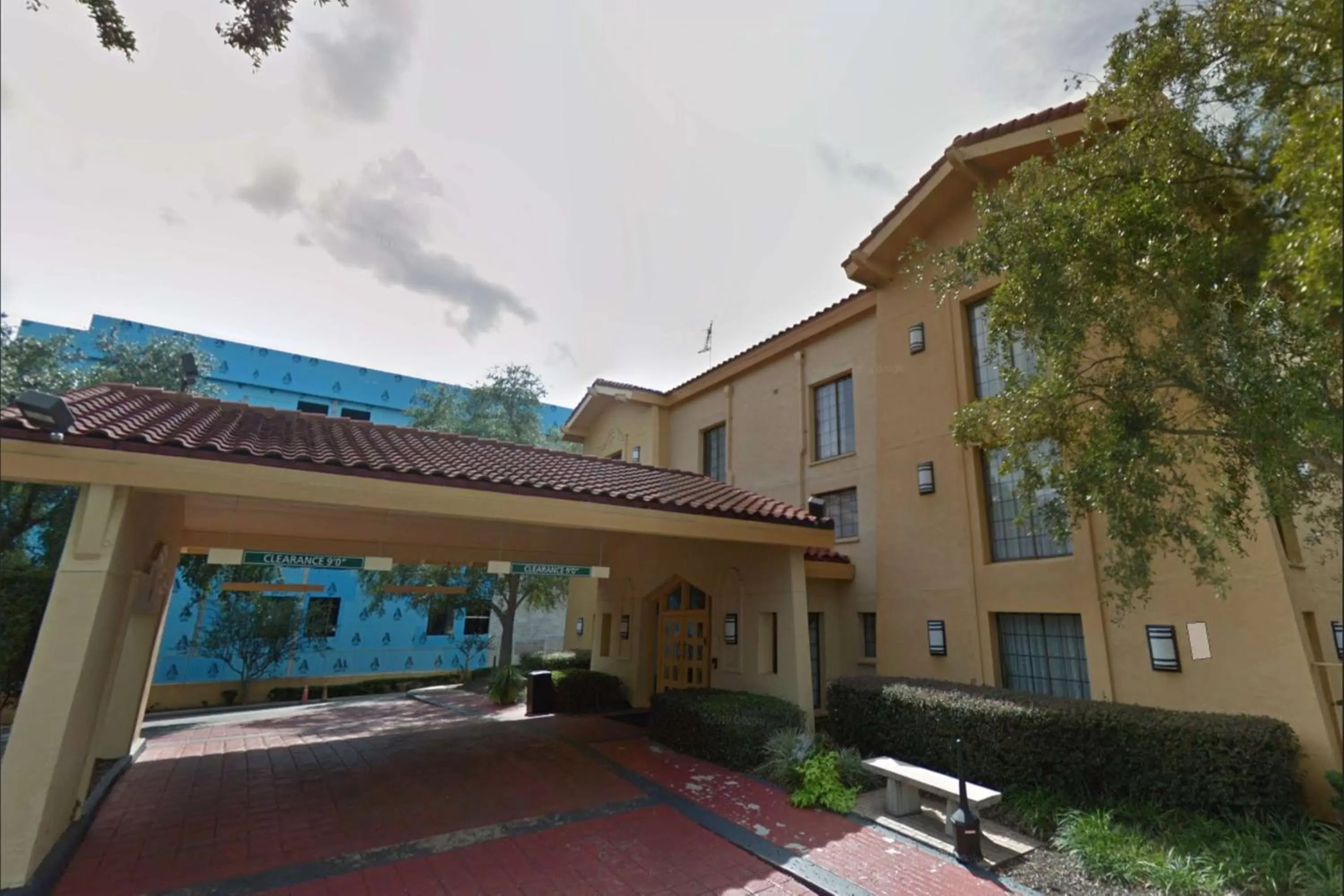 Property building in Days Inn by Wyndham Gainesville Florida