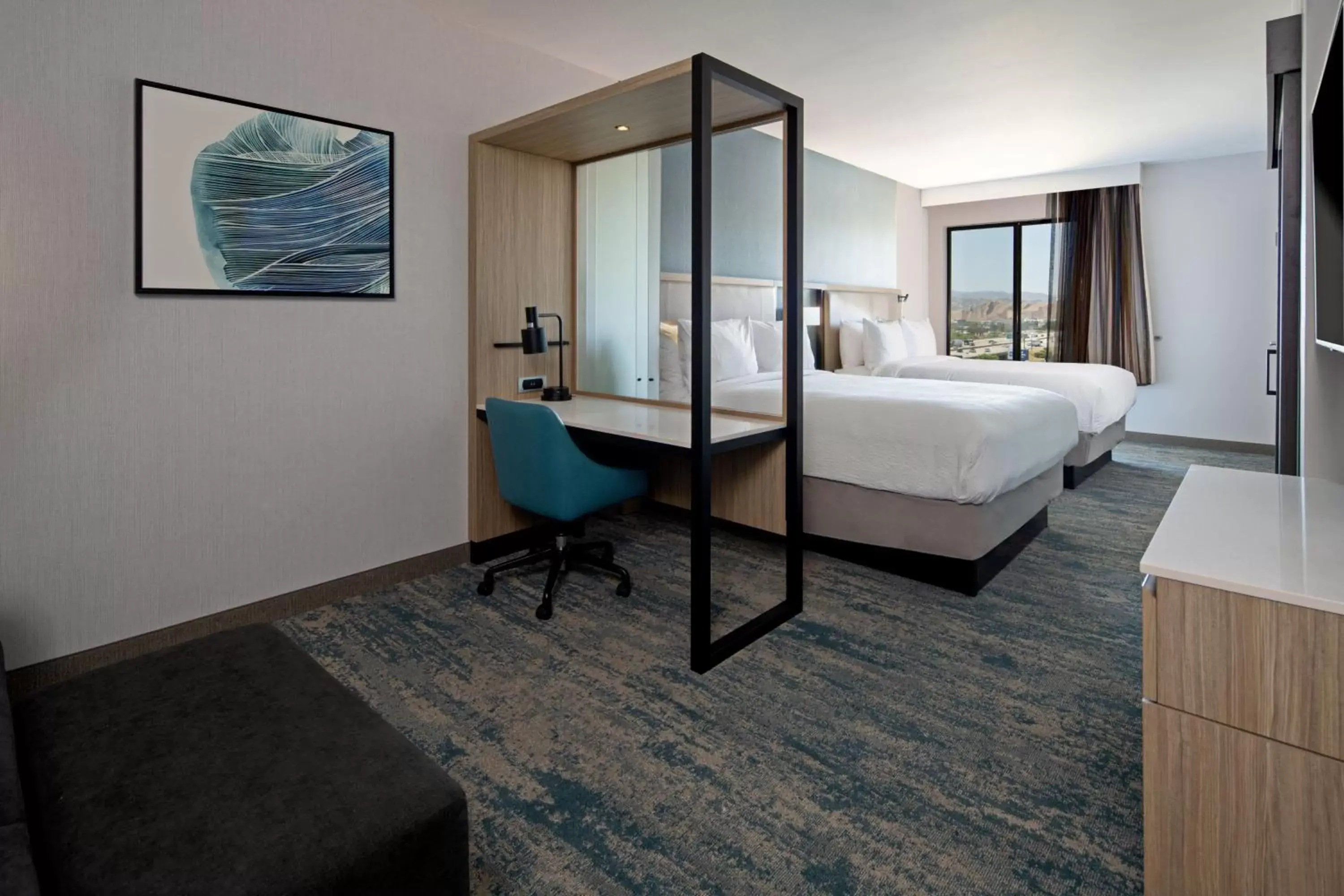 Photo of the whole room, Bed in SpringHill Suites by Marriott Valencia