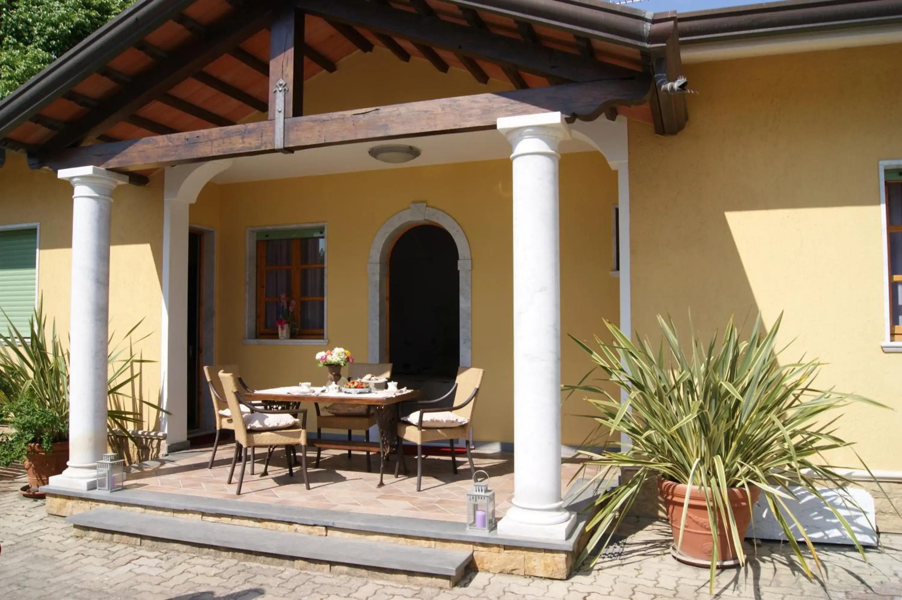 Facade/entrance in Hotel Villa Tiziana