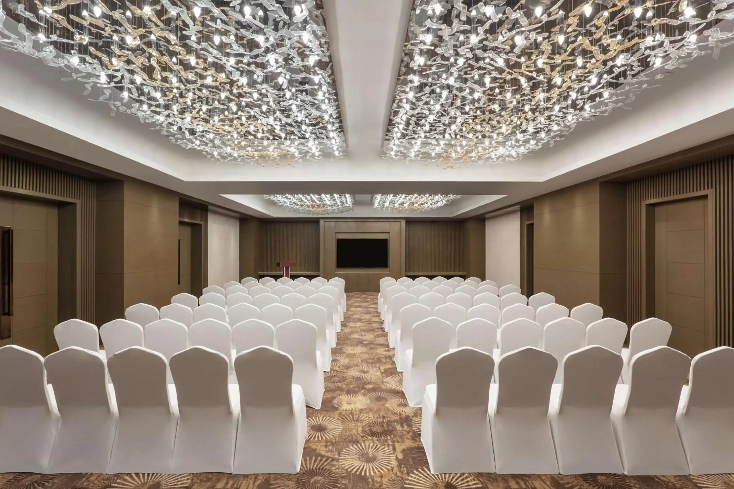 Meeting/conference room in Doubletree By Hilton Jaipur Amer