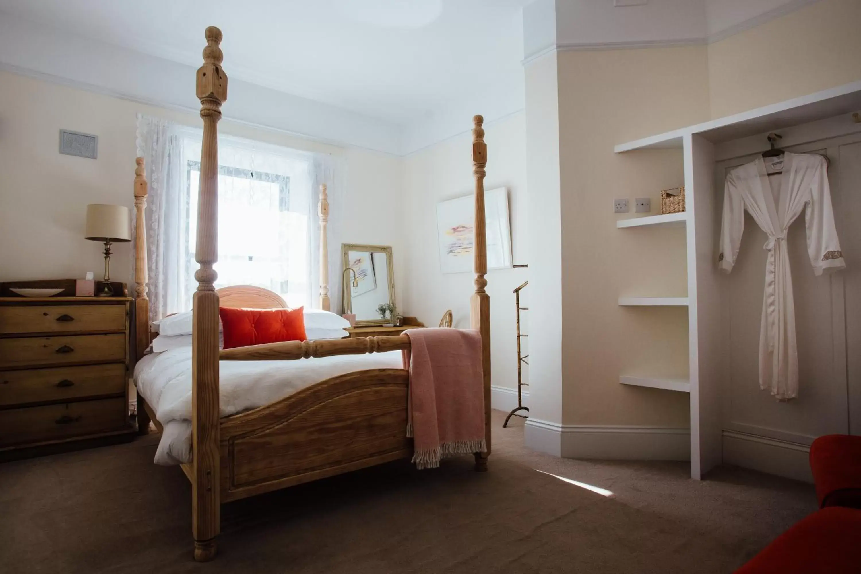 Bed in Tom Blake House