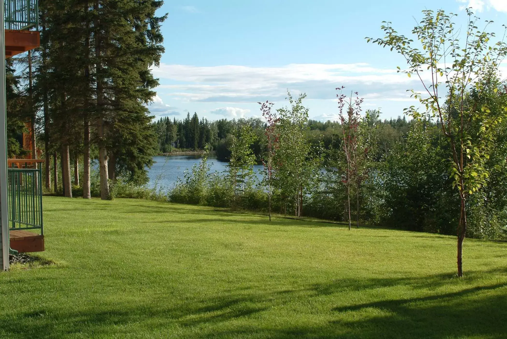 Natural landscape, Garden in Pike's Waterfront Lodge