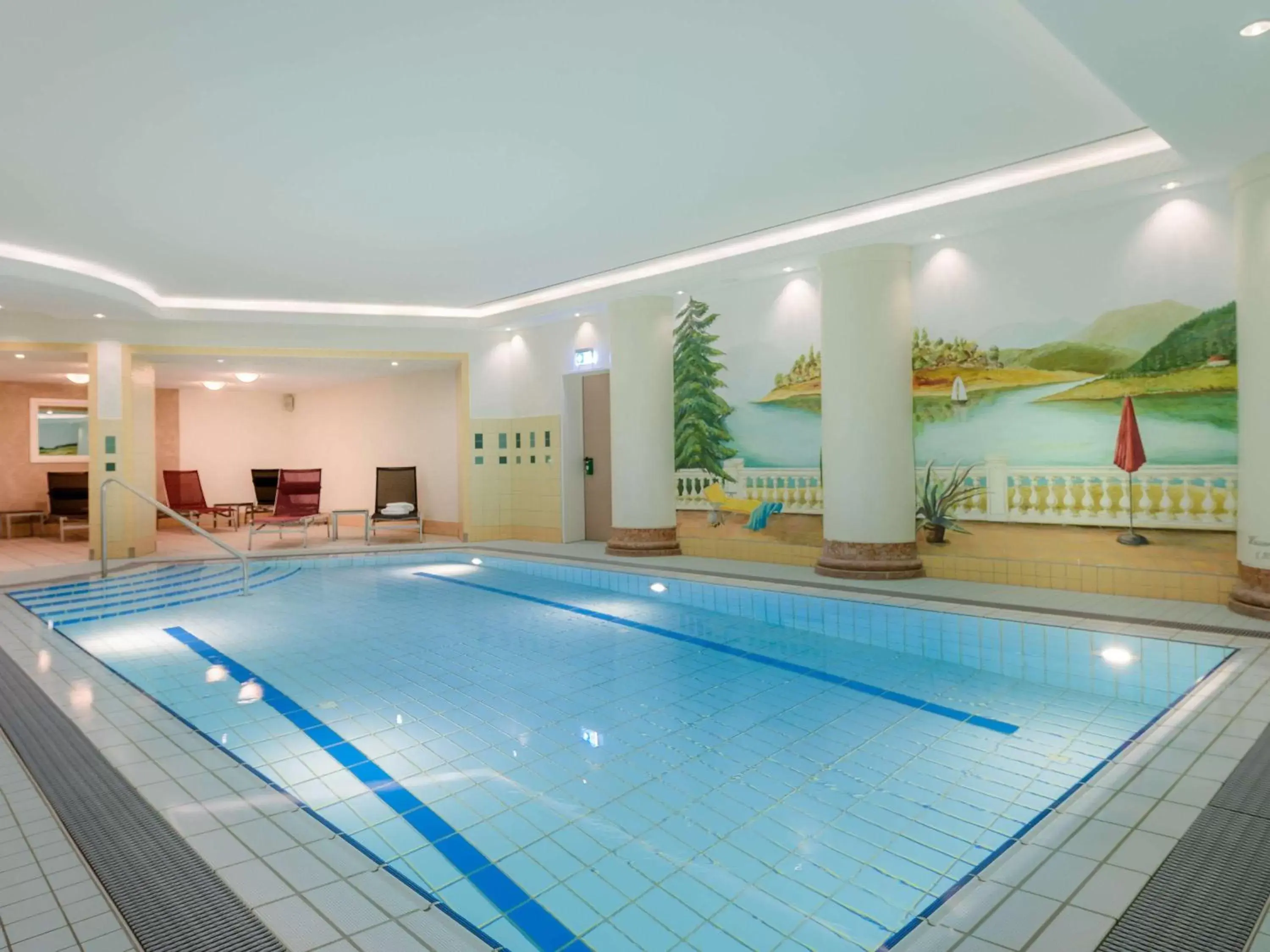 On site, Swimming Pool in Novotel Freiburg am Konzerthaus