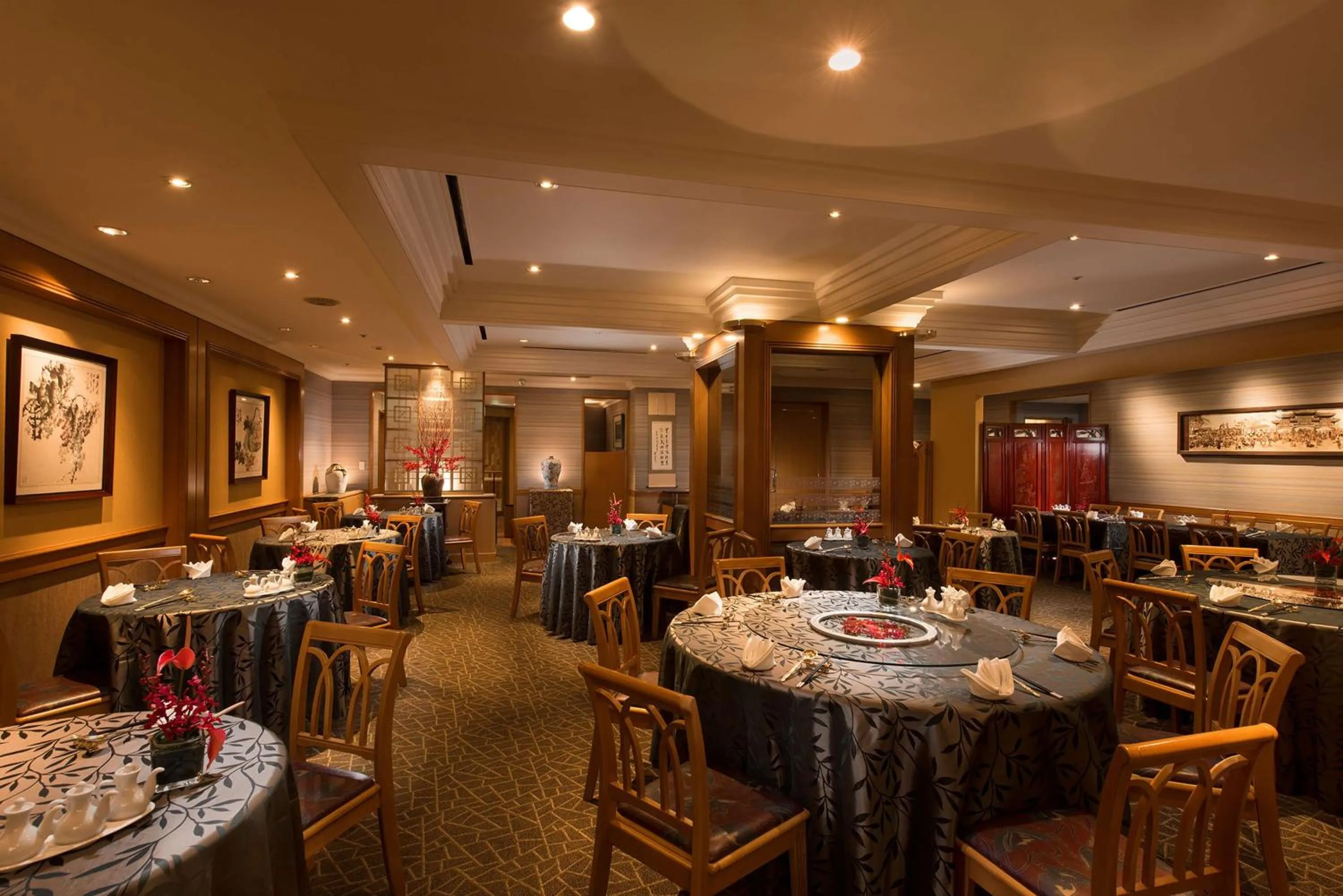 Restaurant/places to eat in DoubleTree by Hilton Naha Shuri Castle