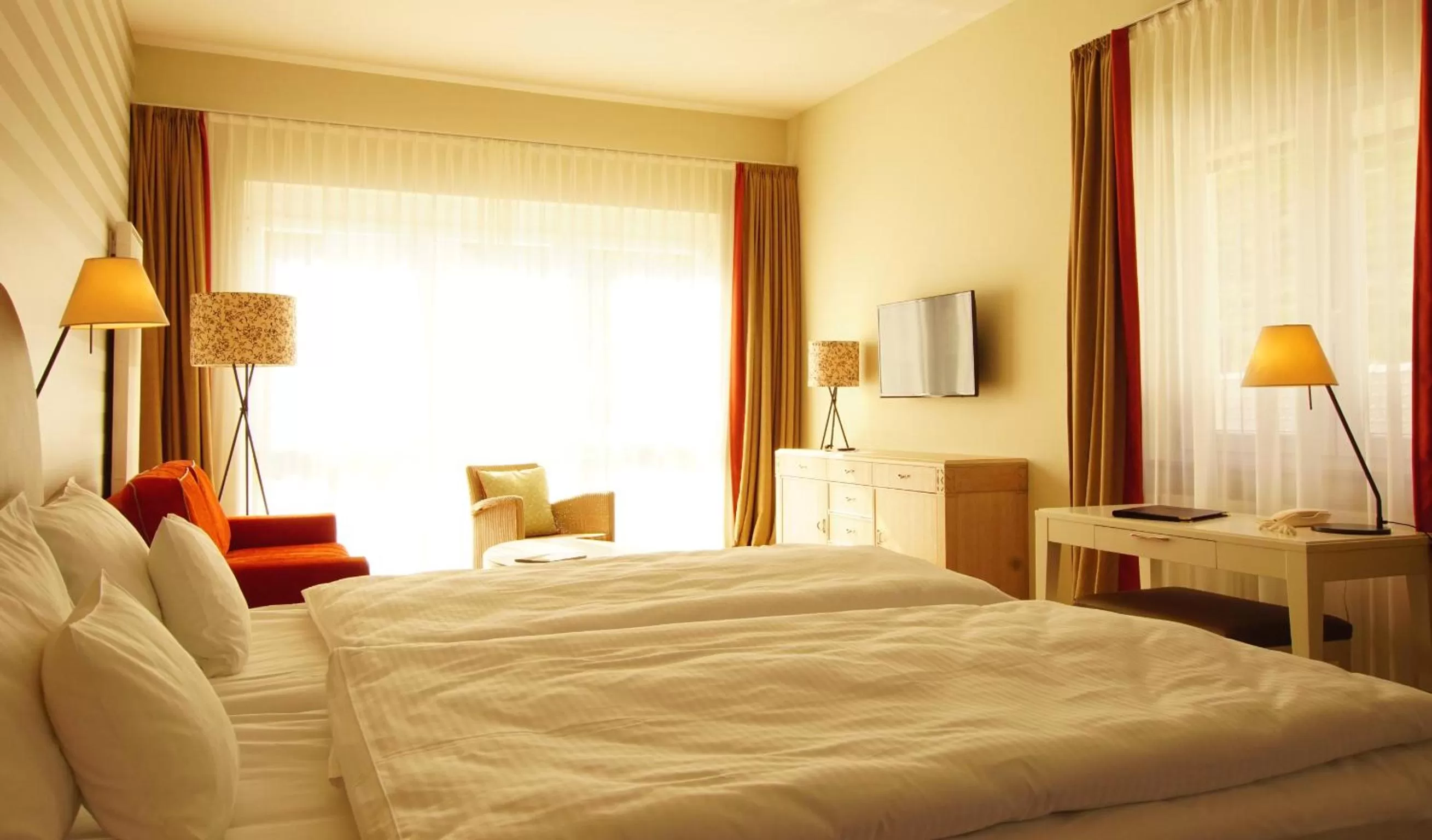 Spring, Bed in Landhotel Sanct Peter