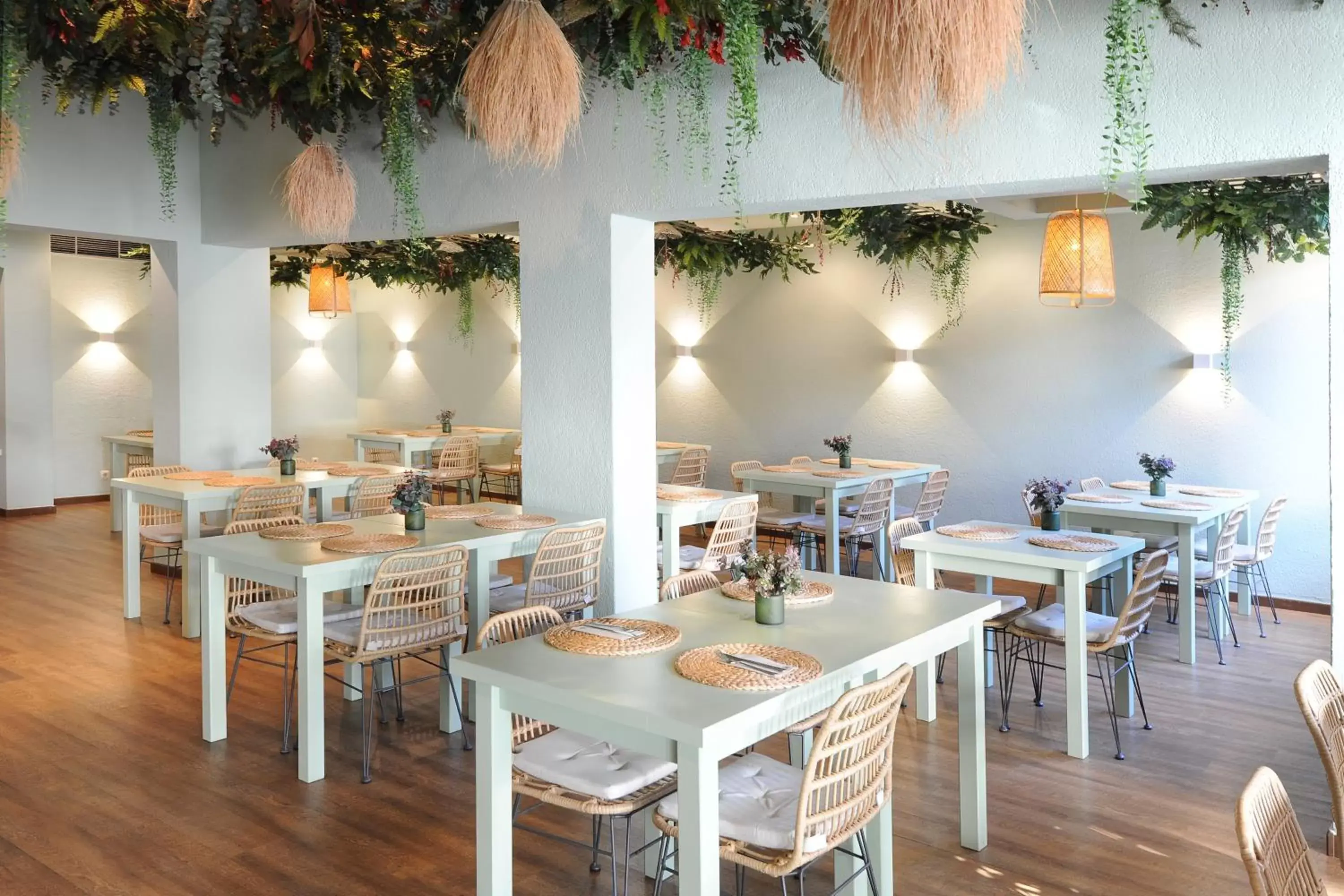 Restaurant/places to eat in Clube do Lago Hotel Restaurant/places to eat in Clube do Lago Hotel