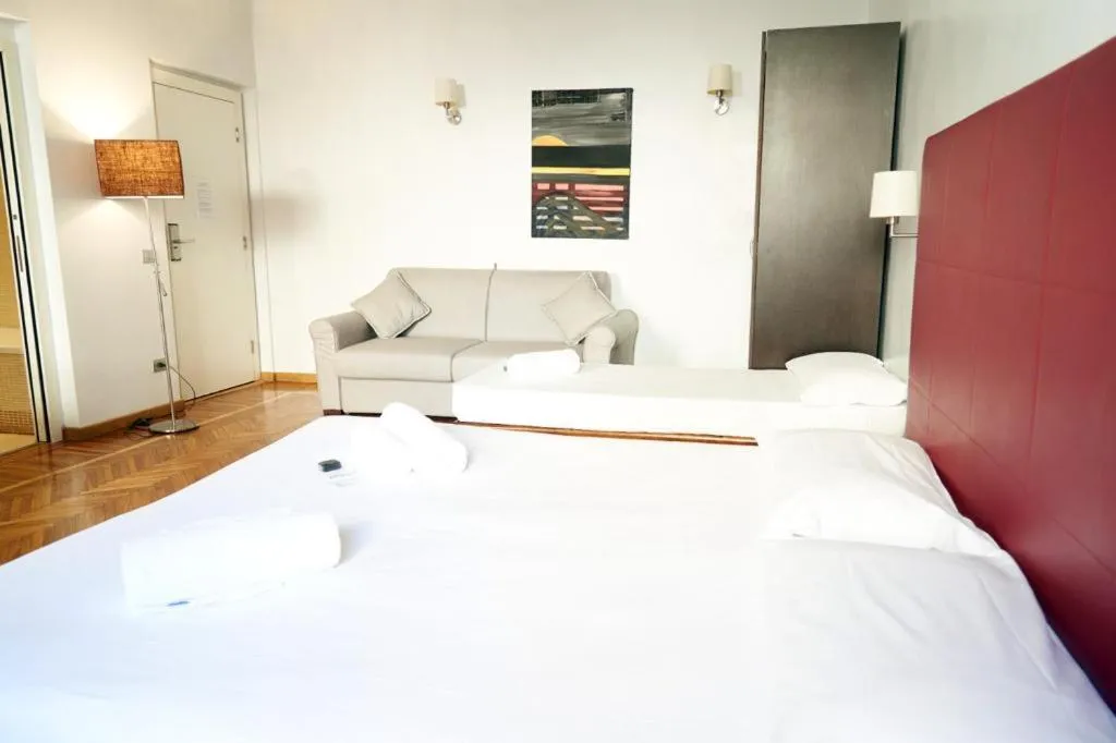 Bedroom, Bed in Target Inn Rooms