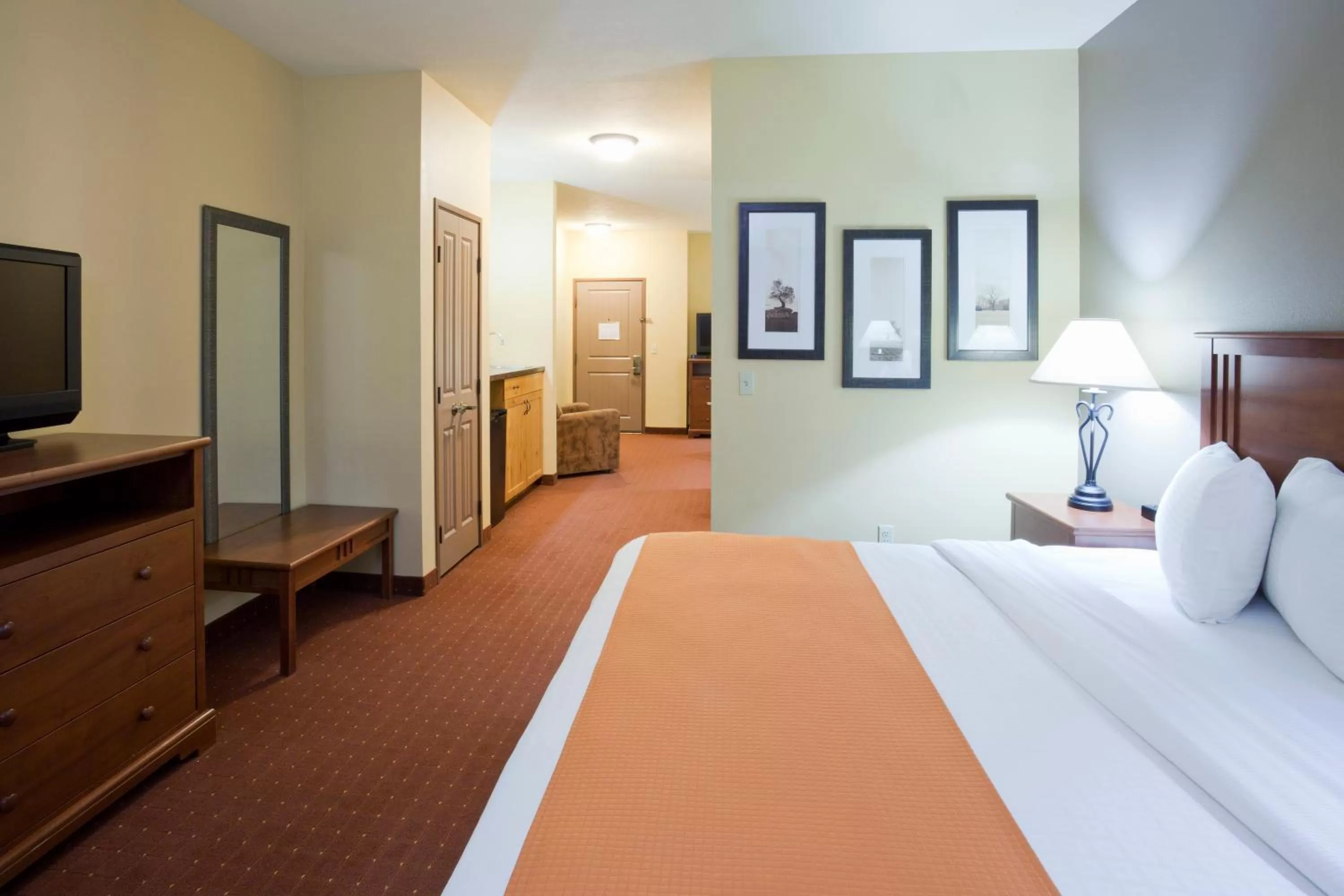 Bed in AmericInn by Wyndham Fargo Medical Center