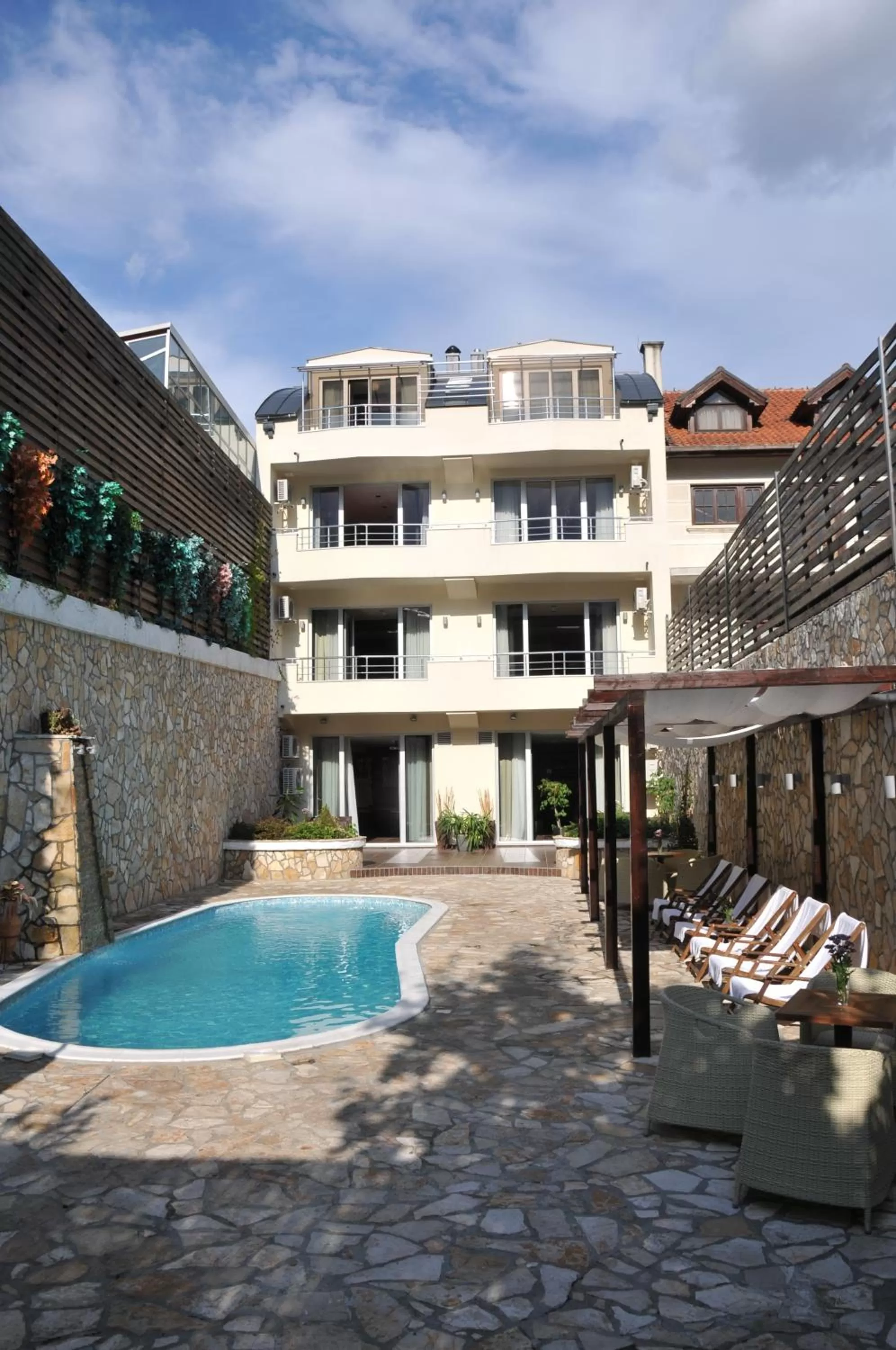 Swimming pool, Property Building in Belgrade Boutique House