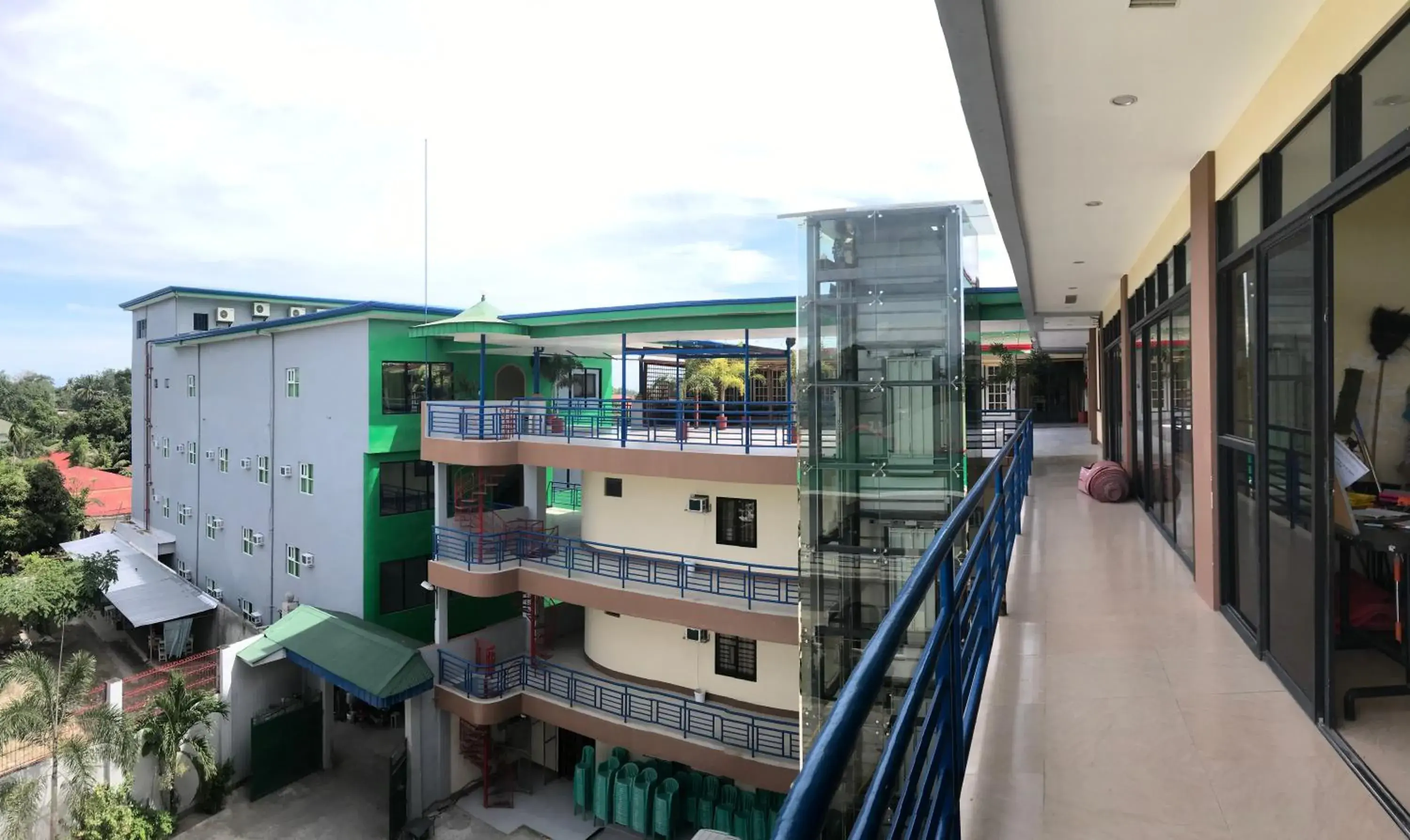 Property building in Southview Hotel Property building in Southview Hotel