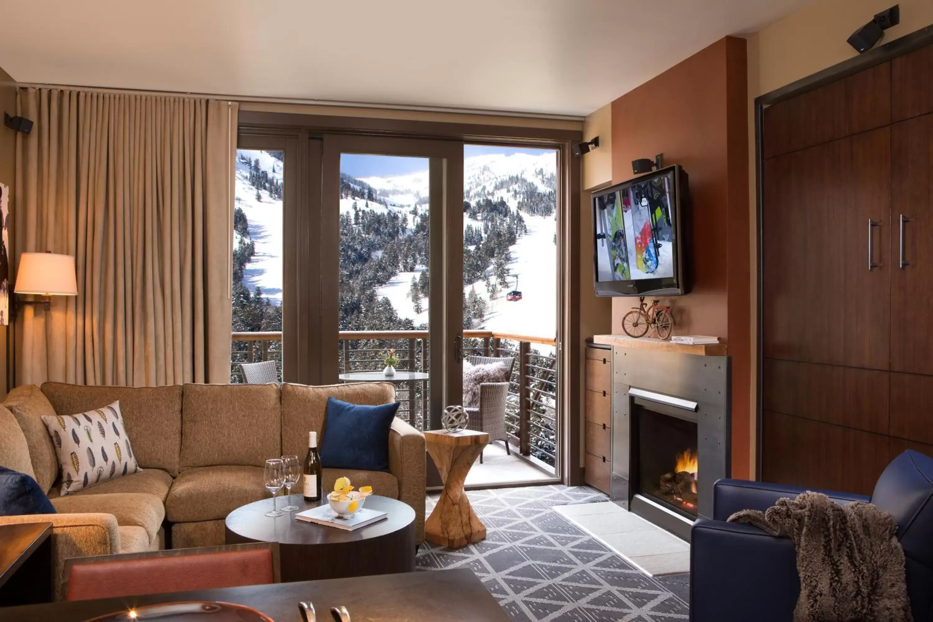 Photo of the whole room, Seating Area in Hotel Terra Jackson Hole, a Noble House Resort