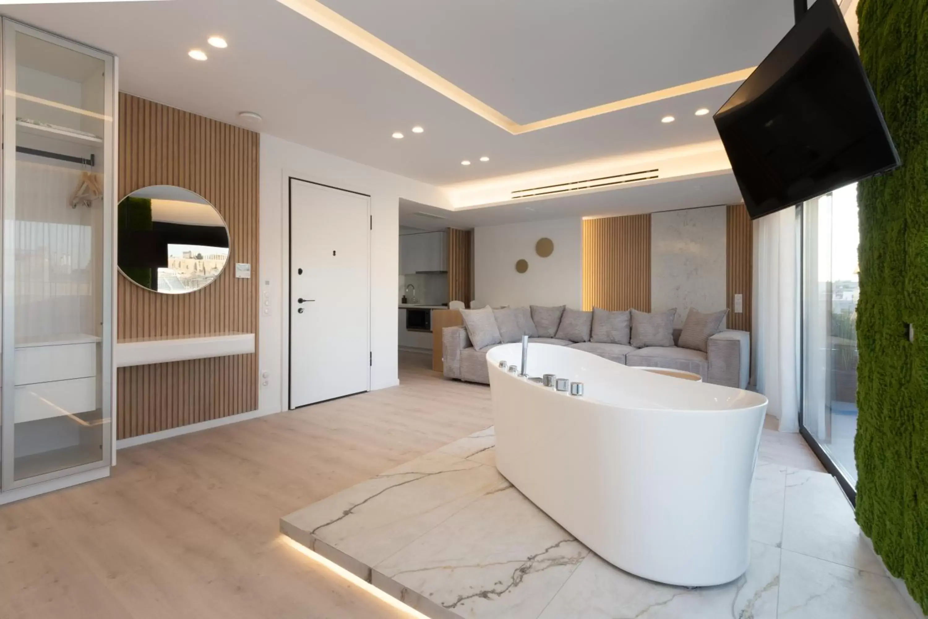 TV and multimedia, Bathroom in LUX&EASY Acropolis Suites