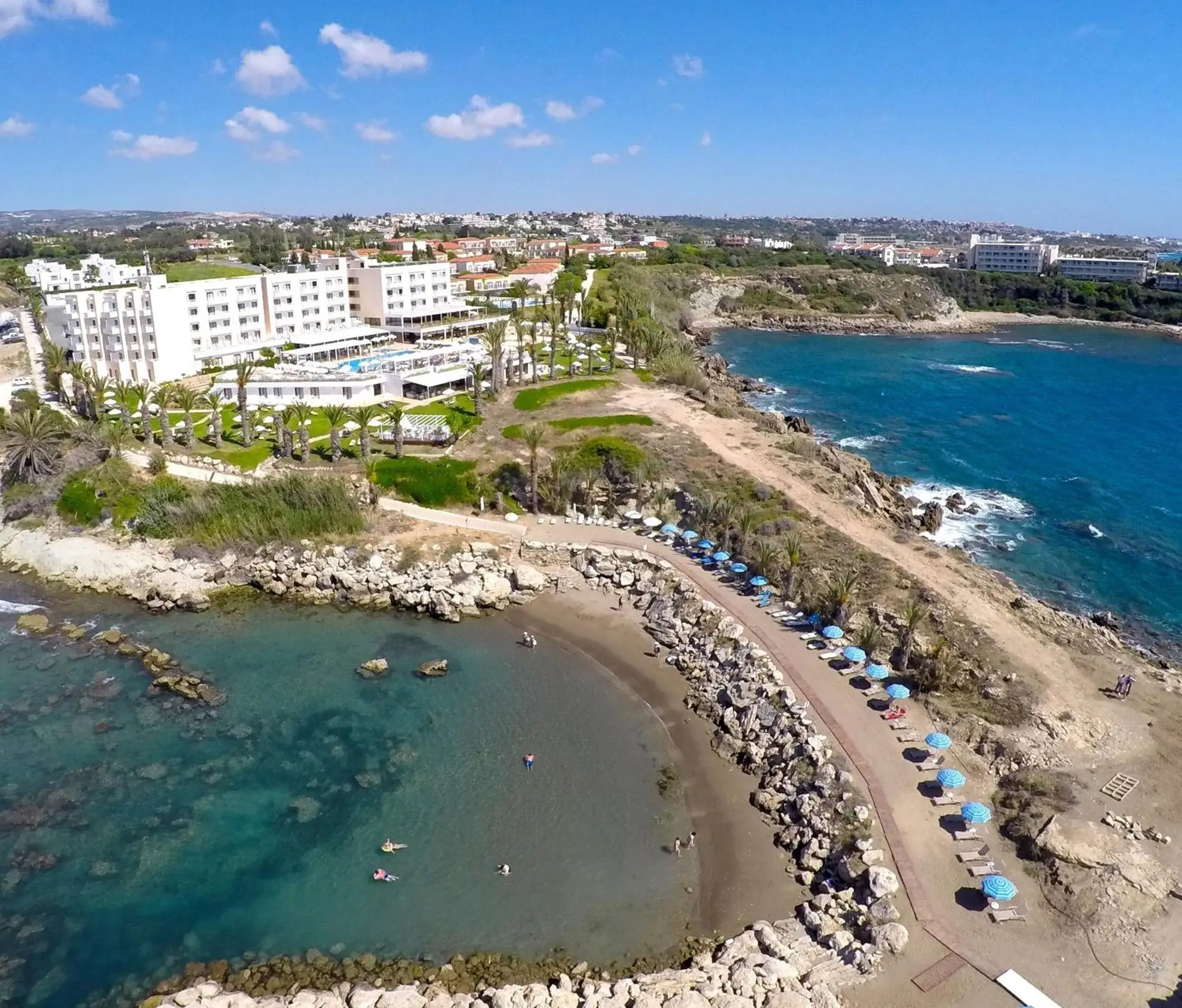 Bird's eye view, Bird's-eye View in Queens Bay Hotel