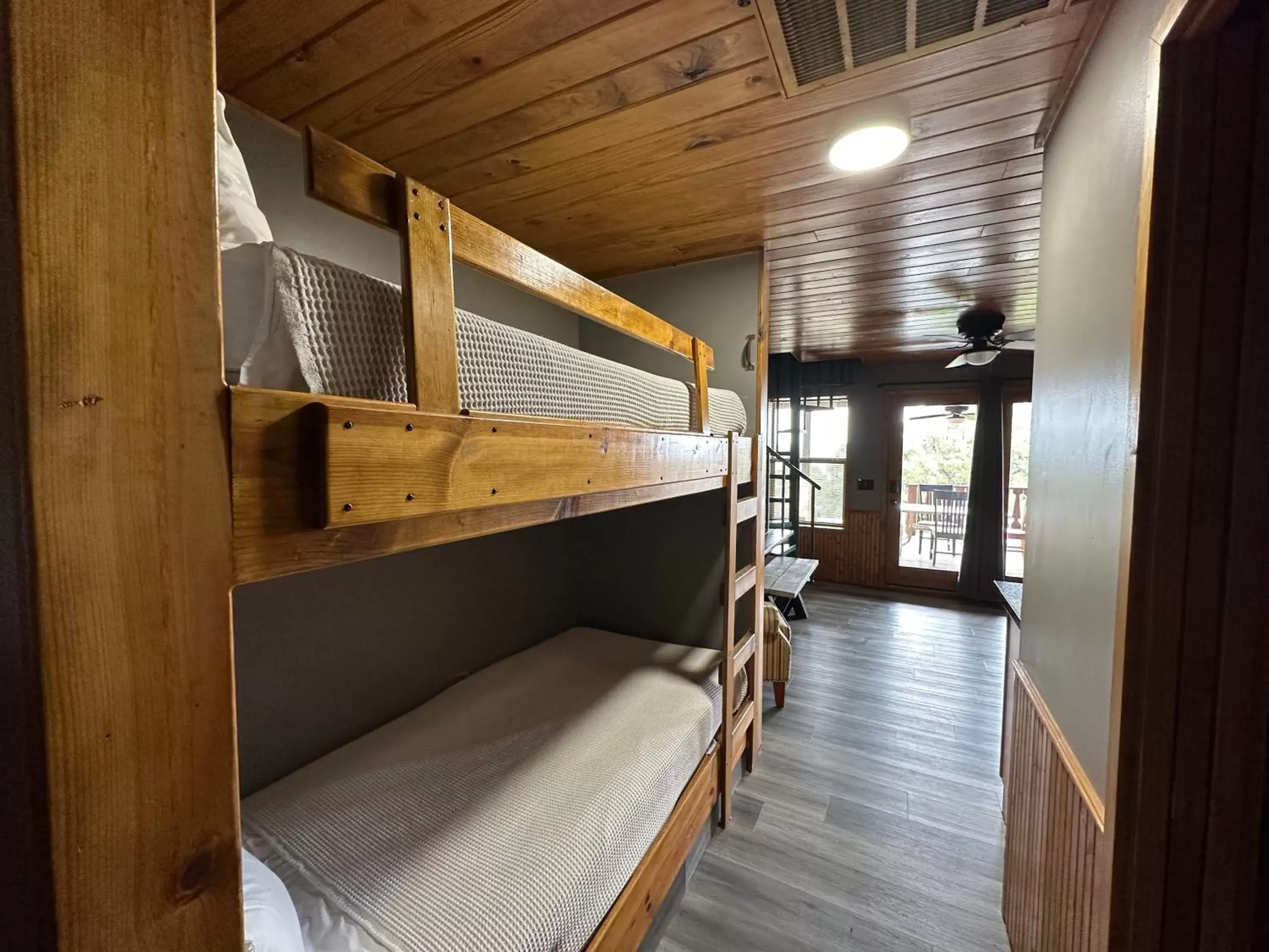 Bunk Bed in Canyon Lakeview Resort