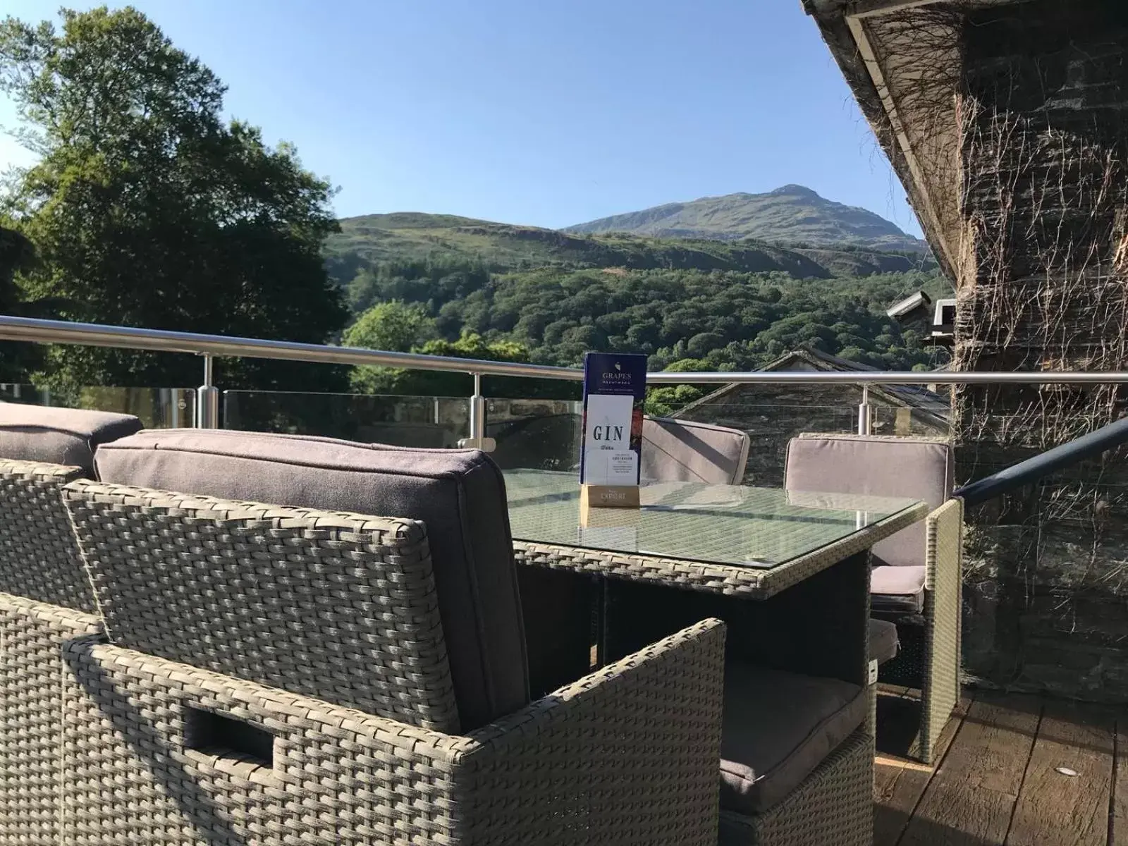 Balcony/Terrace, Mountain View in Grapes Hotel, Bar & Restaurant