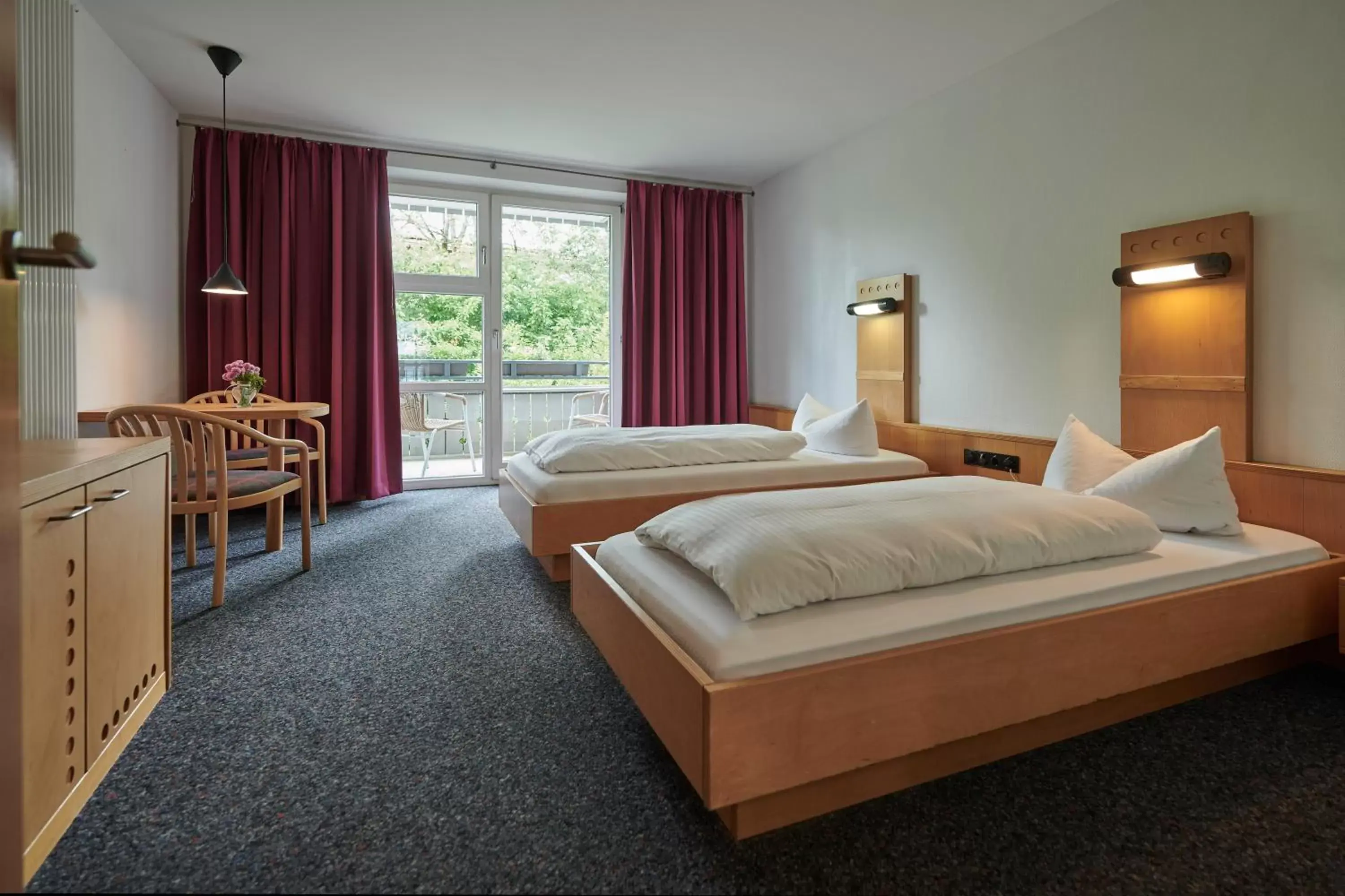 Budget Twin Room in Hotel Bannwaldsee Budget Twin Room in Hotel Bannwaldsee