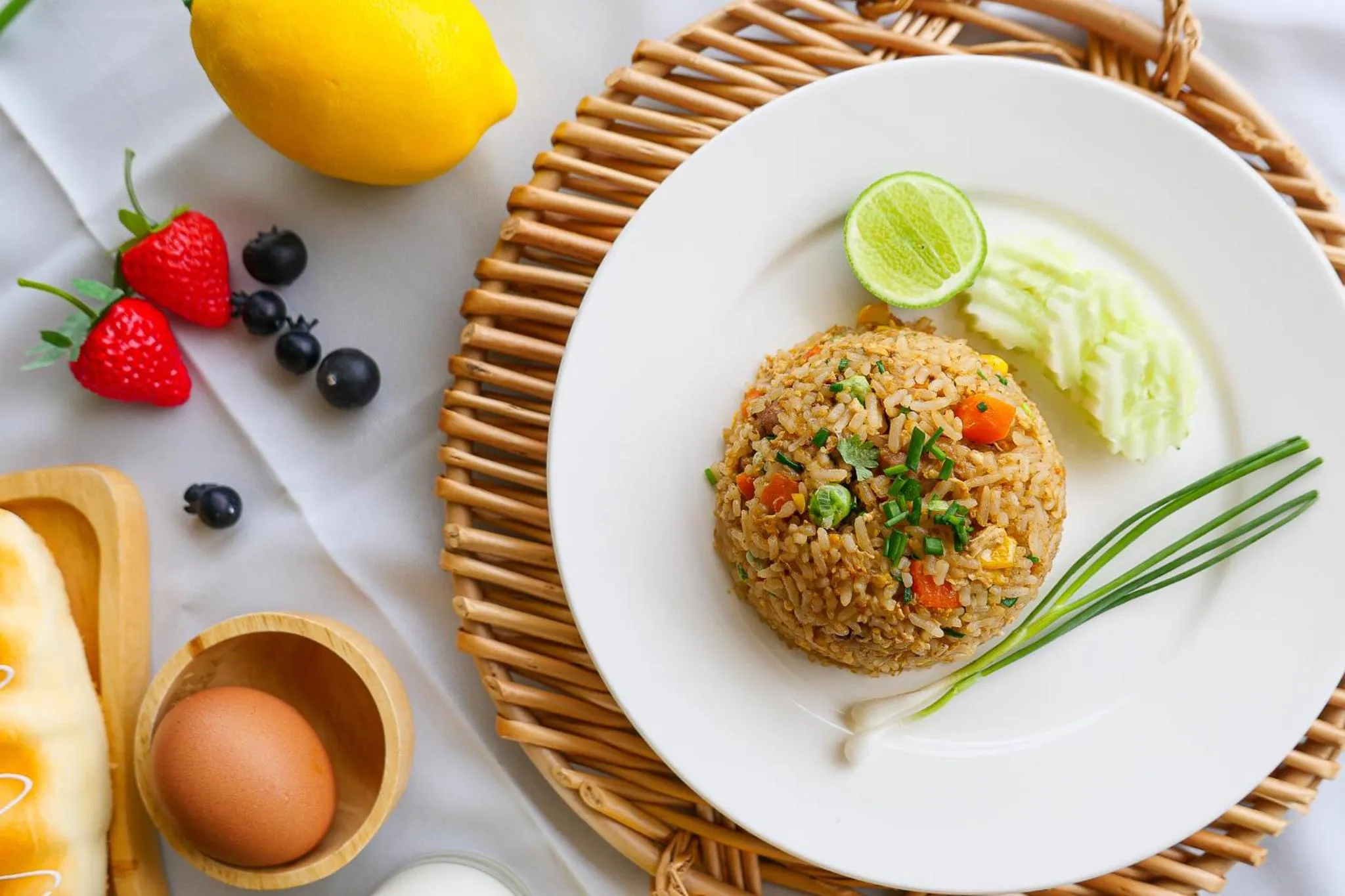 Food and drinks in AU Place Hotel