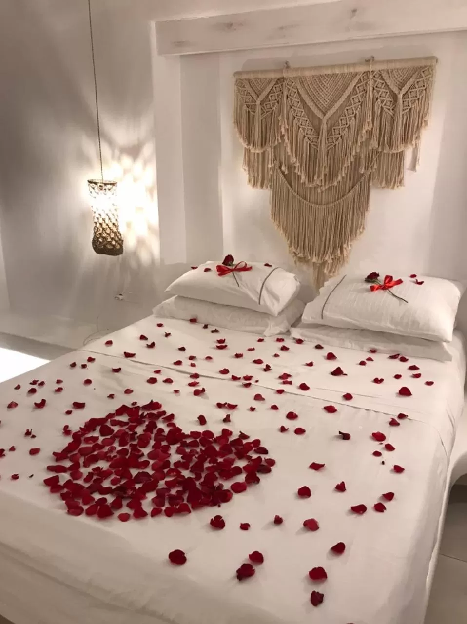 Decorative detail, Bed in Eternity Suites Santorini