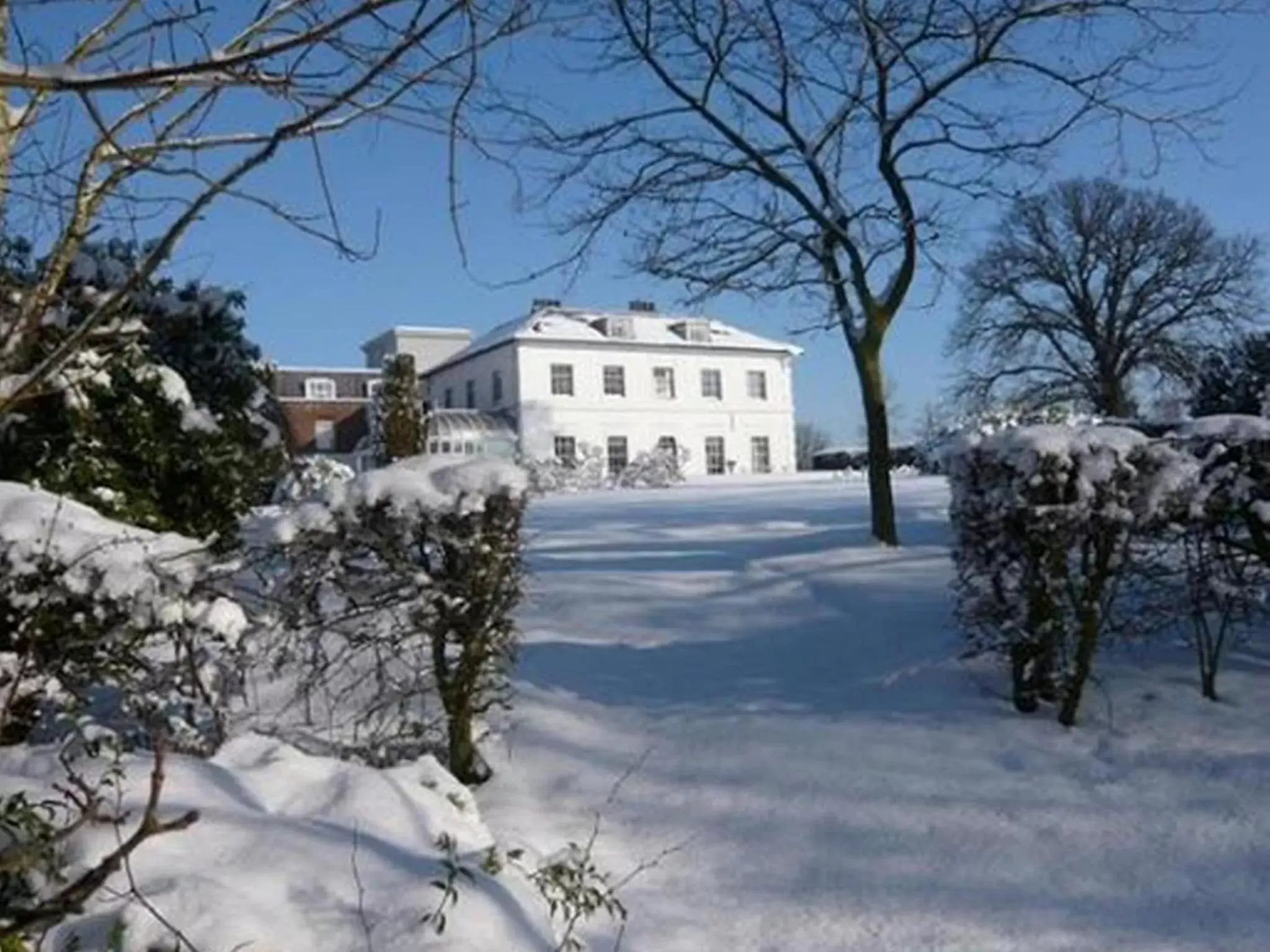 Winter in West Lodge Park