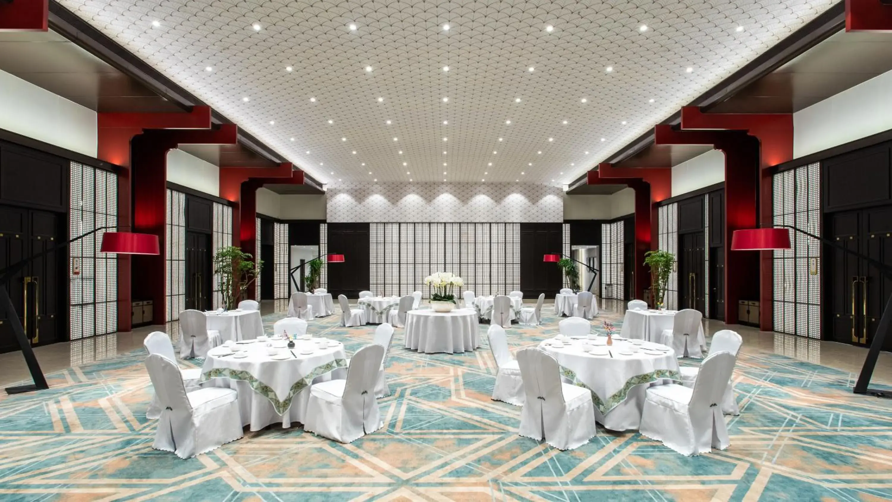 Restaurant/places to eat, Banquet Facilities in Crowne Plaza Zhengzhou, an IHG Hotel