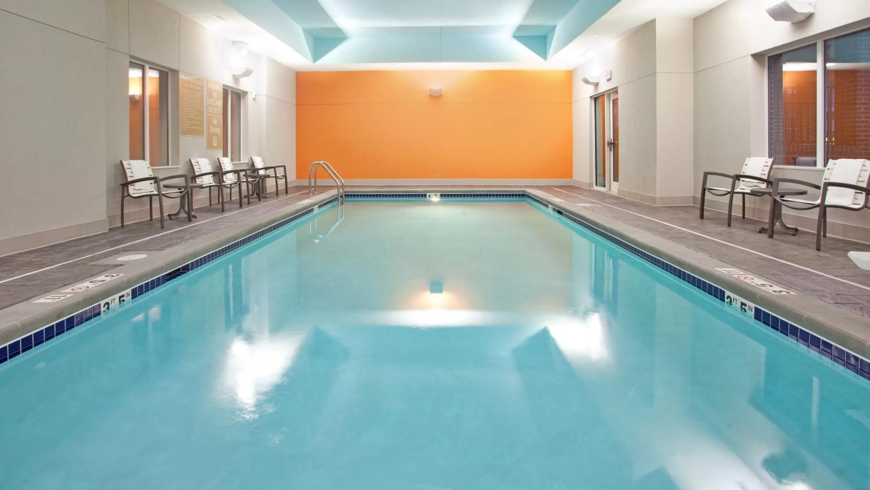 Swimming pool in Candlewood Suites Kearney by IHG