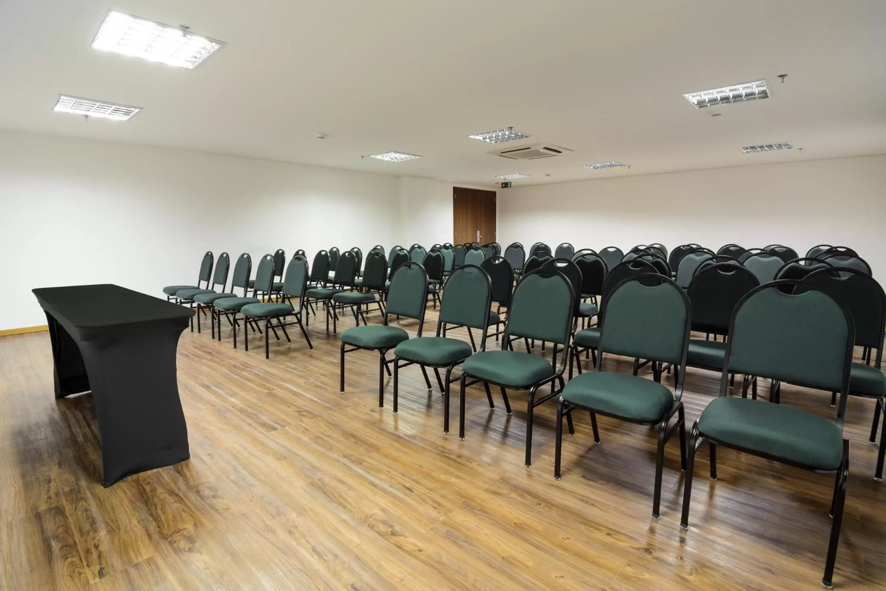 Meeting/conference room in Intercity Salvador Aeroporto
