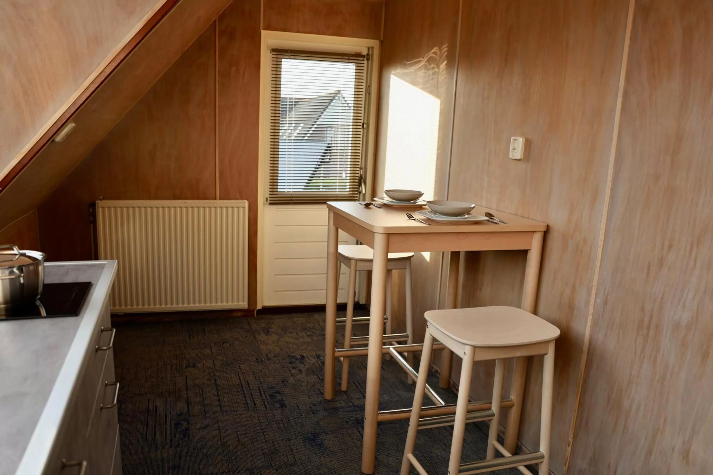 Kitchen or kitchenette in B & B Marrum Hotel Marrum