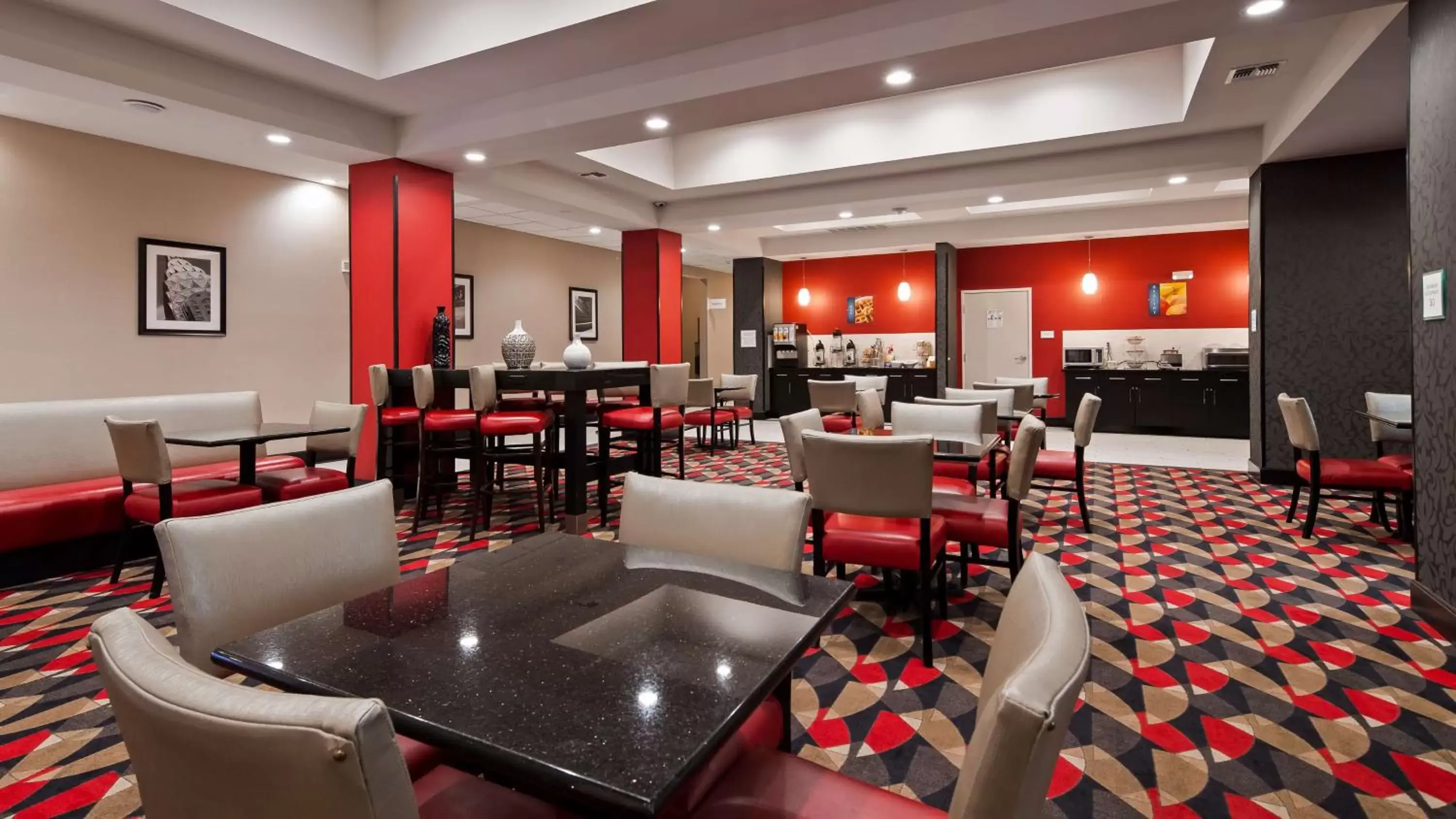 Restaurant/Places to Eat in Best Western Plus Laredo Inn & Suites