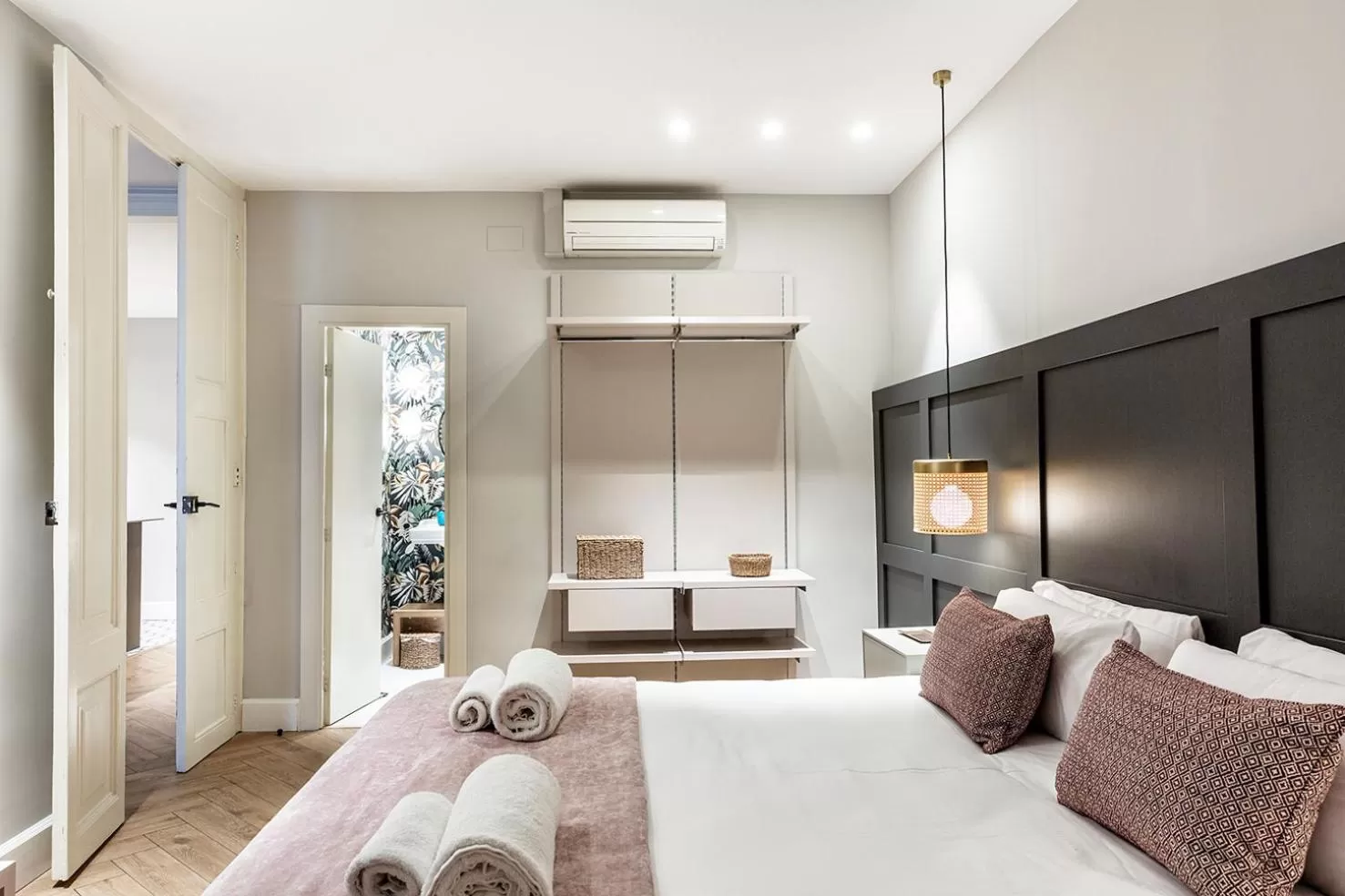 Bed in Weflating City Center