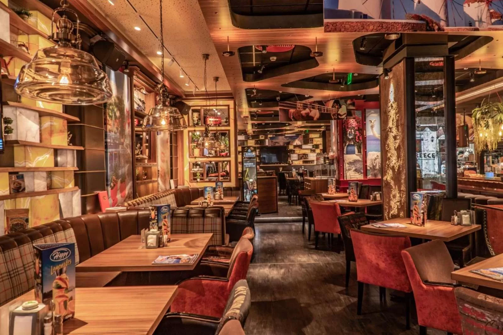 Restaurant/places to eat in THE STAY Boutique Hotel Central Square - Free Compliments - Free Wi-Fi - TOP LOCATION - Nearby Paid Parking