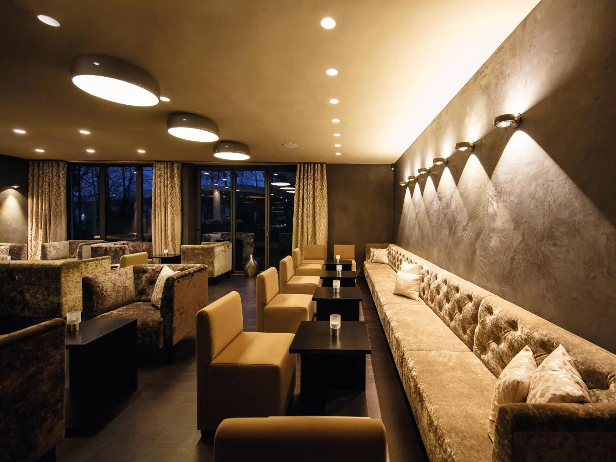 Lounge or bar in Hotel Eislinger Tor