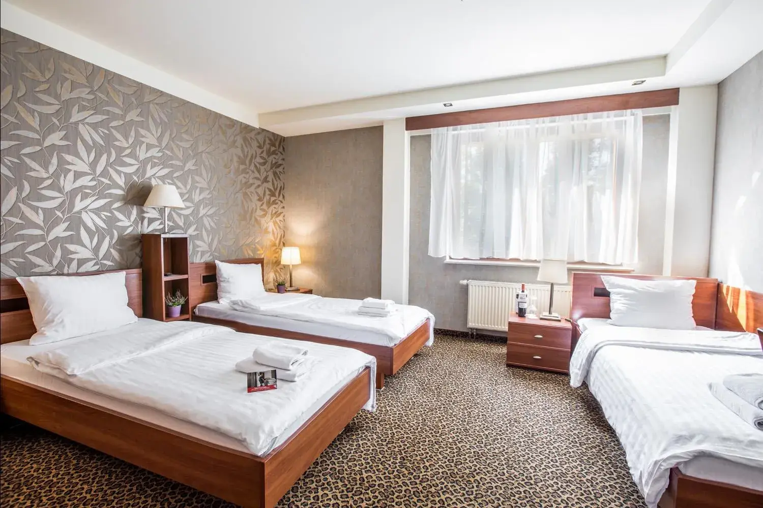 Bed in Hotel Diament Vacanza Katowice - Siemianowice