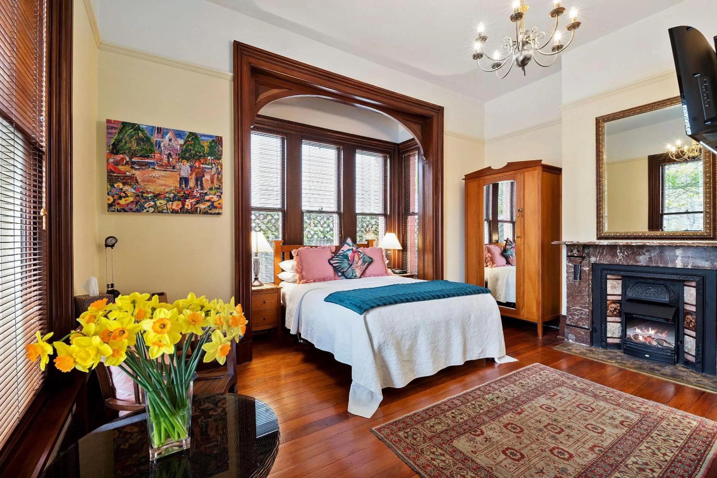 Photo of the whole room, Bed in The Classic Villa