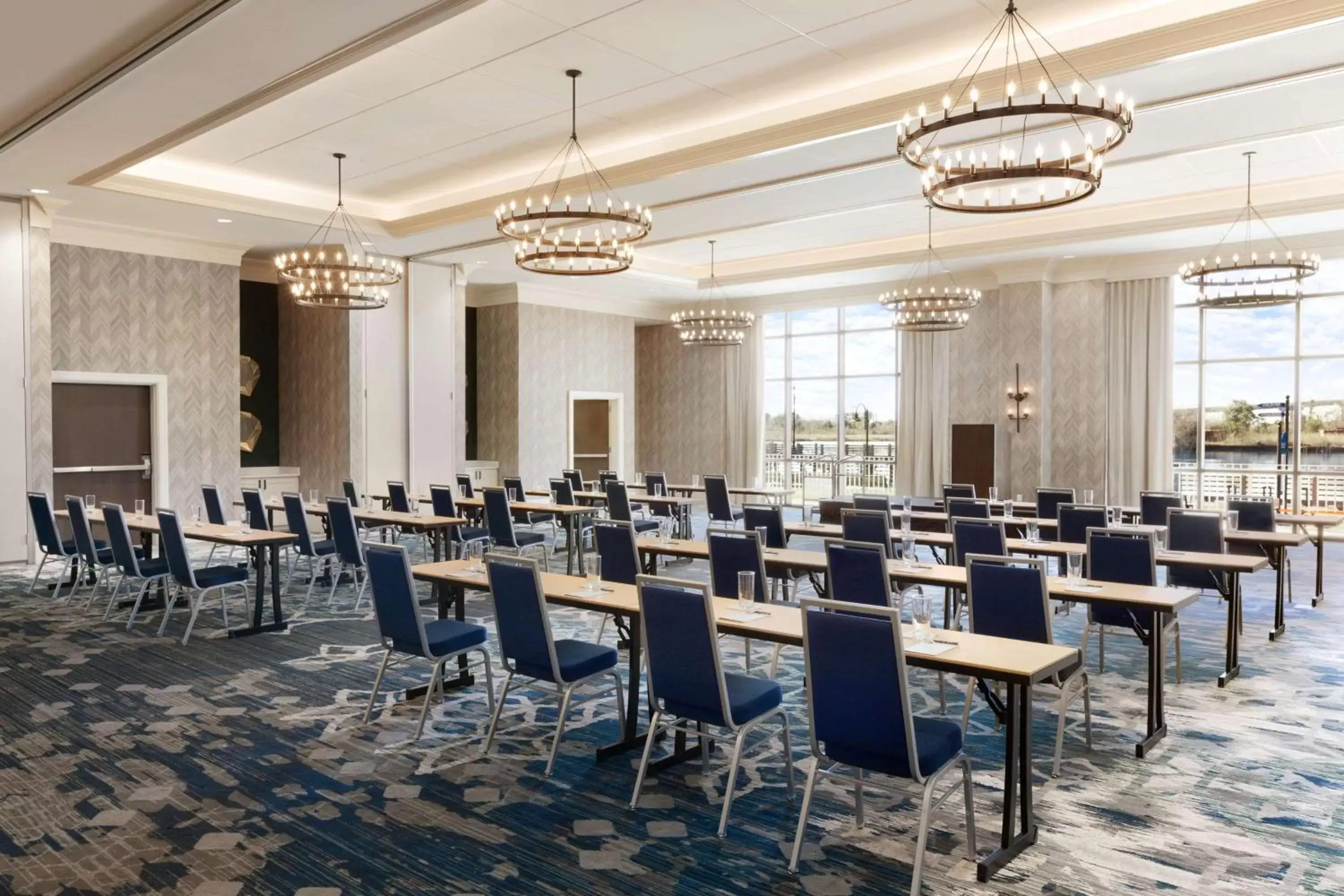 Meeting/conference room in Embassy Suites By Hilton Wilmington Riverfront